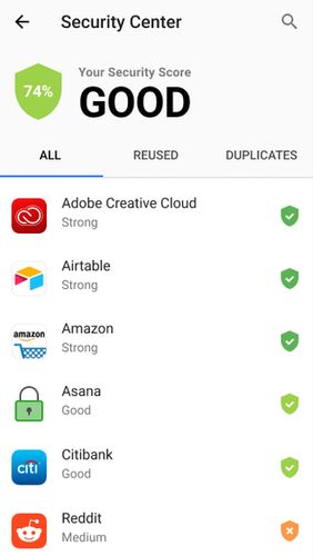 Capturas de pantalla del programa RoboForm password manager para teléfono o tableta Android.