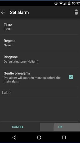 アンドロイドの携帯電話やタブレット用のプログラムSimple Alarm Clock のスクリーンショット。