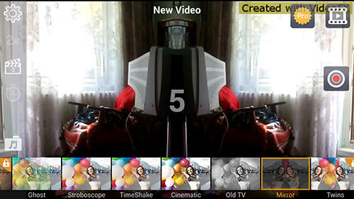 Les captures d'écran du programme Video FX music video maker pour le portable ou la tablette Android.