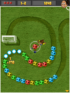 Скриншот java игры Ronaldinho Puzzle Kicks. Игровой процесс.