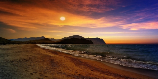 Screenshots of the Crimea for Android tablet, phone.