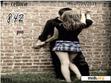 Download mobile theme Romantic couple-zaj29yya1Q6l
