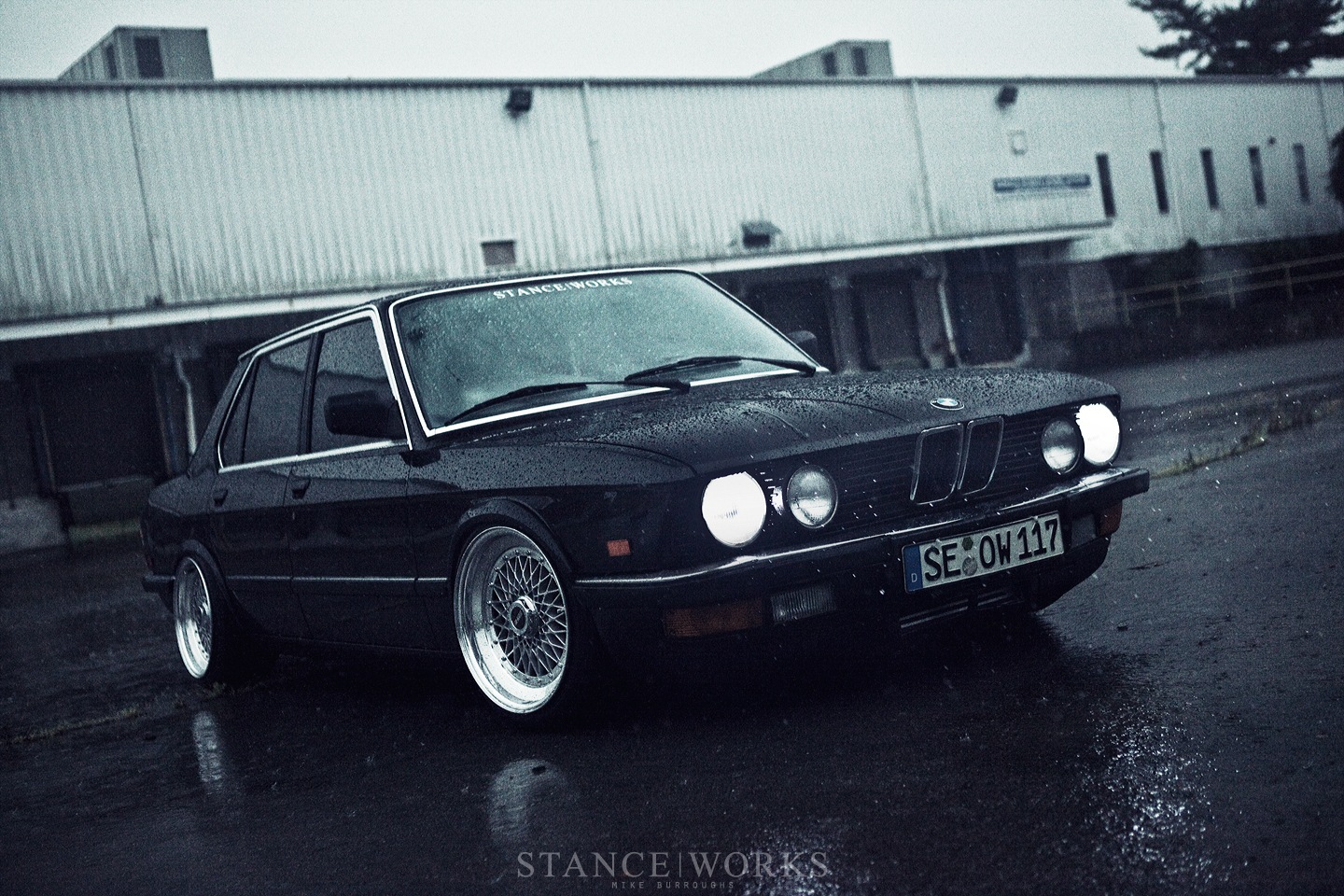 BMW 525 e28