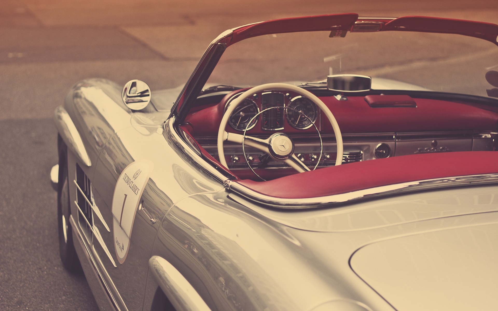 Mercedes Benz 300sl HD White