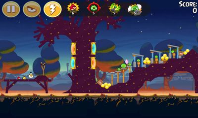 Angry Birds Seasons - Abra-Ca-Bacon! screenshot 3