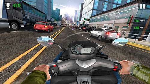 Moto rider in traffic screenshot 3