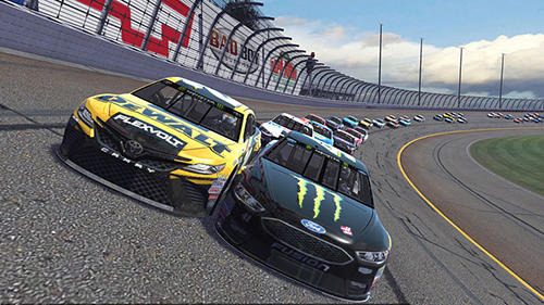 NASCAR heat mobile screenshot 3