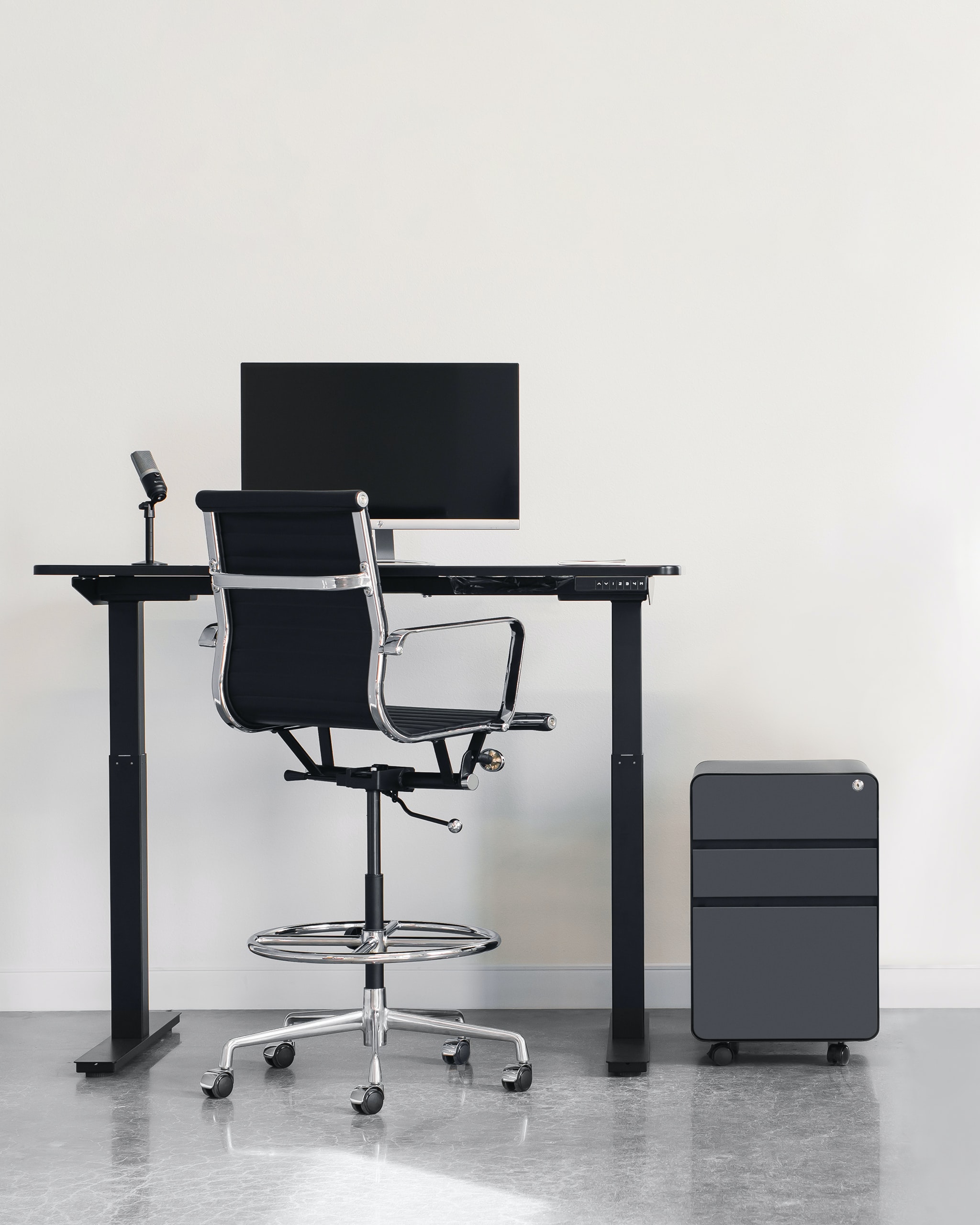 32k Wallpaper Chair computer, minimalism, table, miscellanea