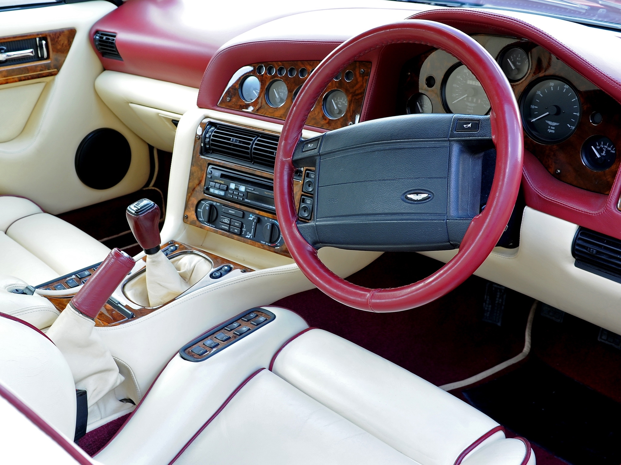 4K, FHD, UHD interior, 1993, vantage, speedometer