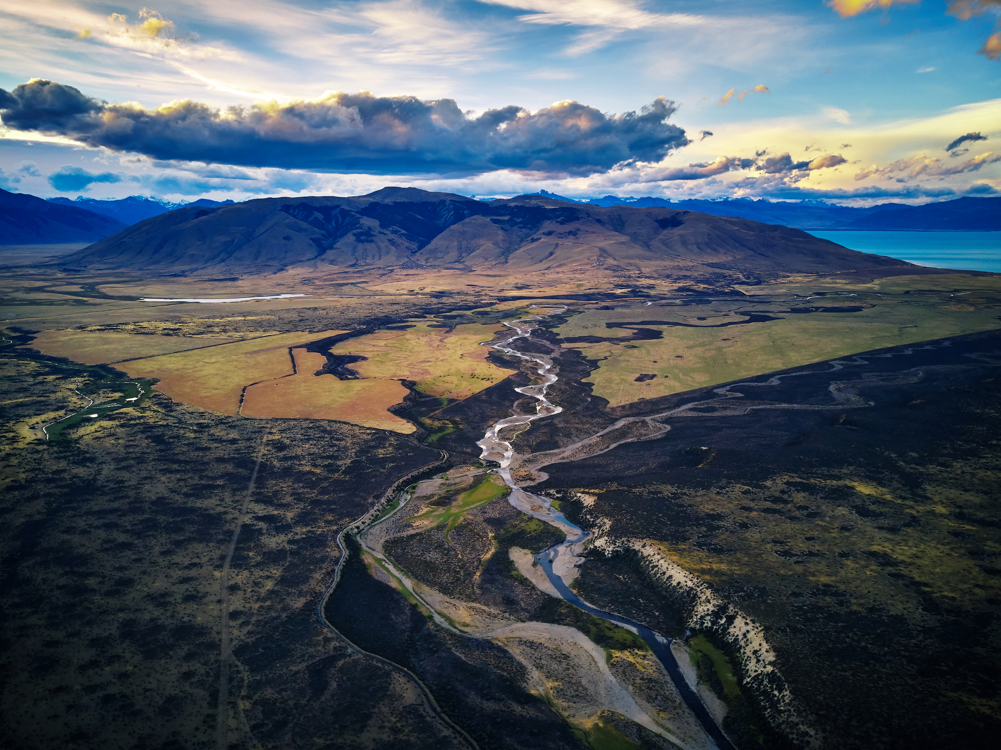 お使いの携帯電話の151630スクリーンセーバーと壁紙川。 安心, 山脈, 自然, アルゼンチンの写真を無料でダウンロード