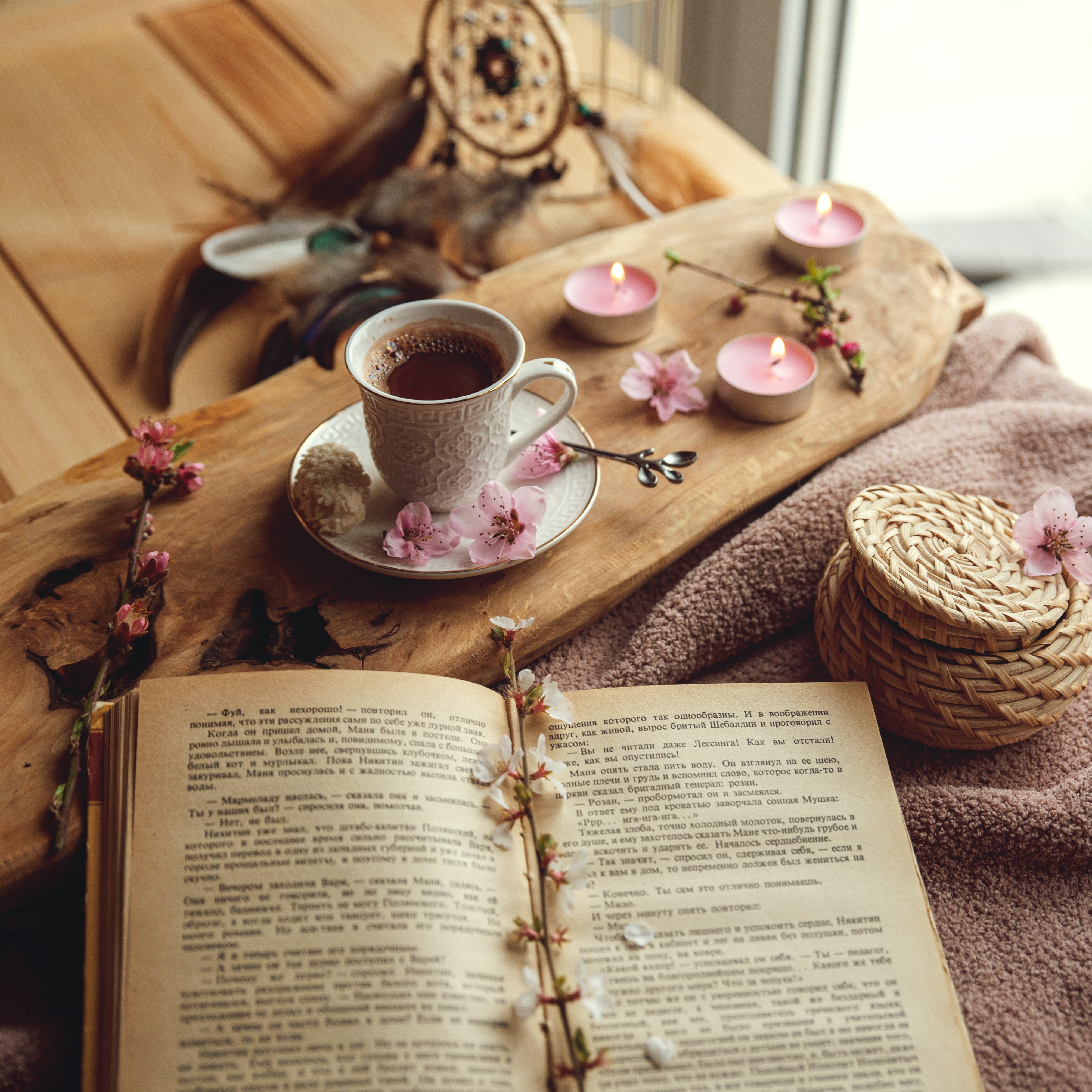 candles, cup, cocoa, food, beverage, flowers, book, drink Full HD