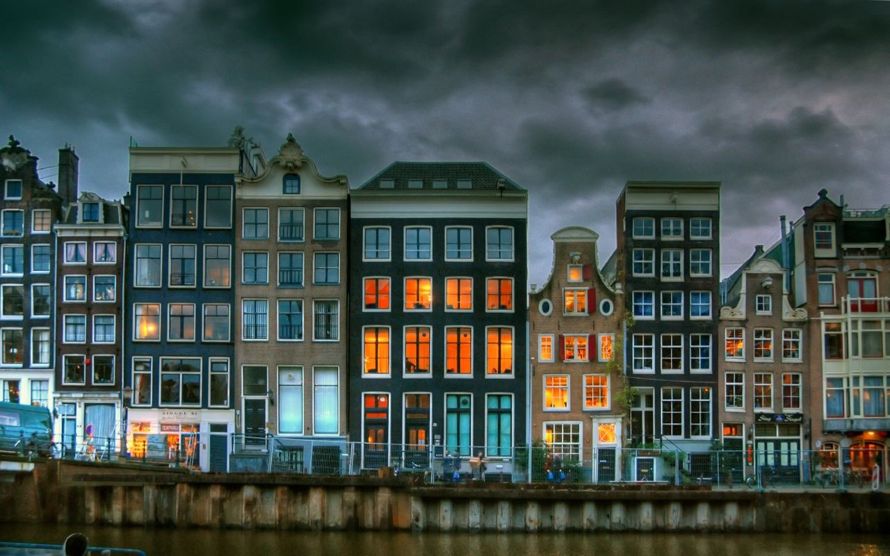 цветные дома в голландии