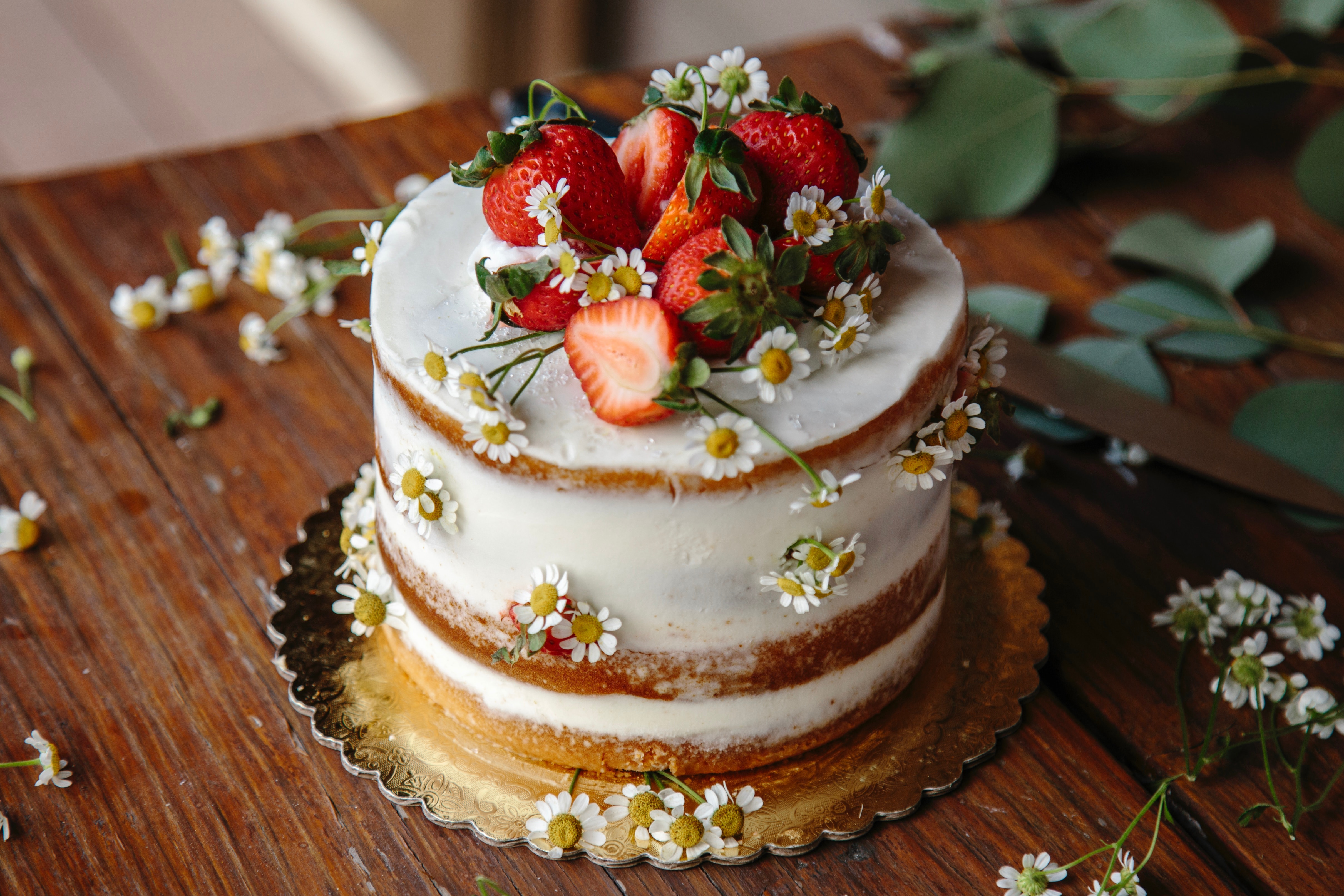 chamomile, still life, food, strawberry, fruit, dessert, cake 2160p