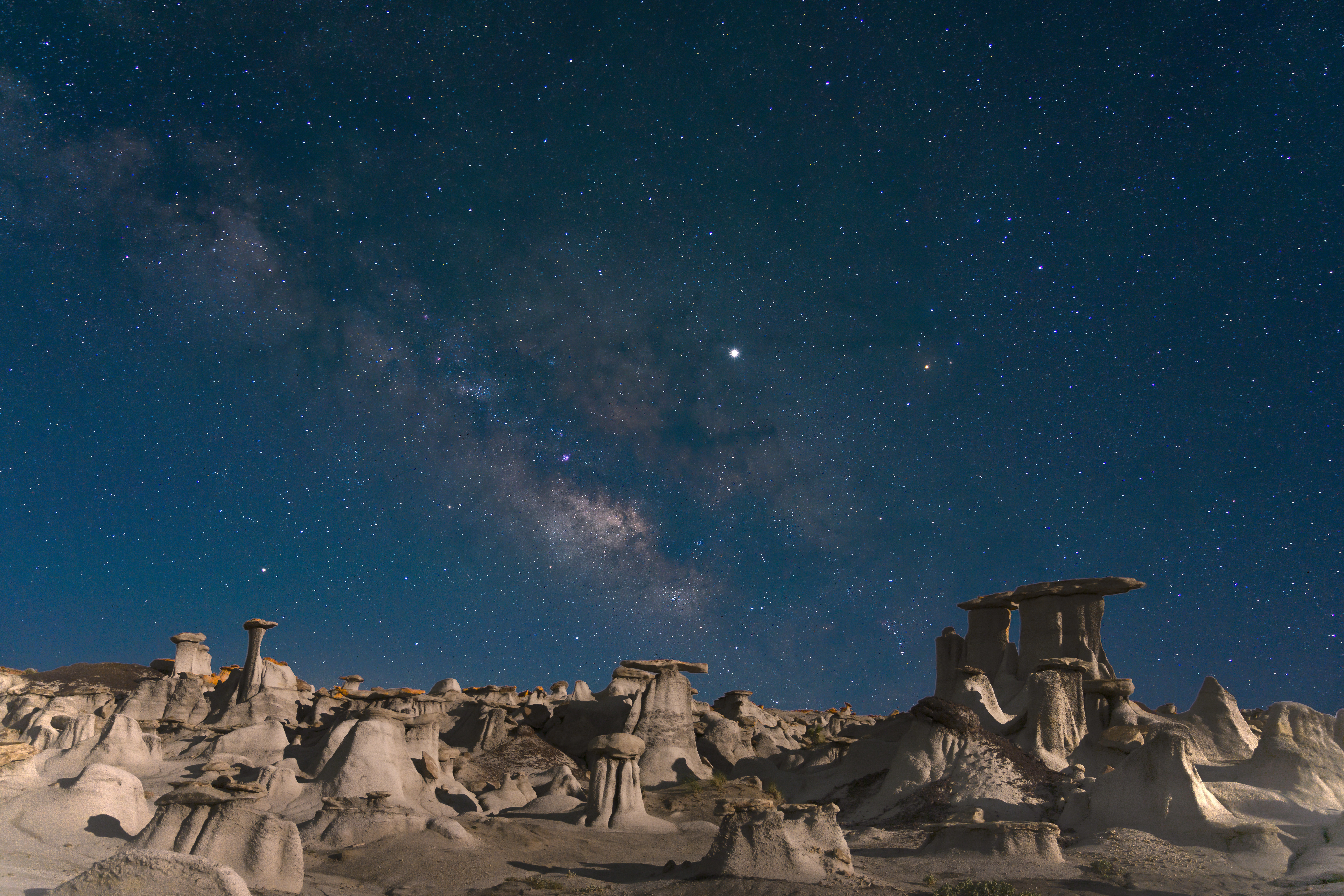 rocks, landscape, nature, night, desert, starry sky 4K Ultra