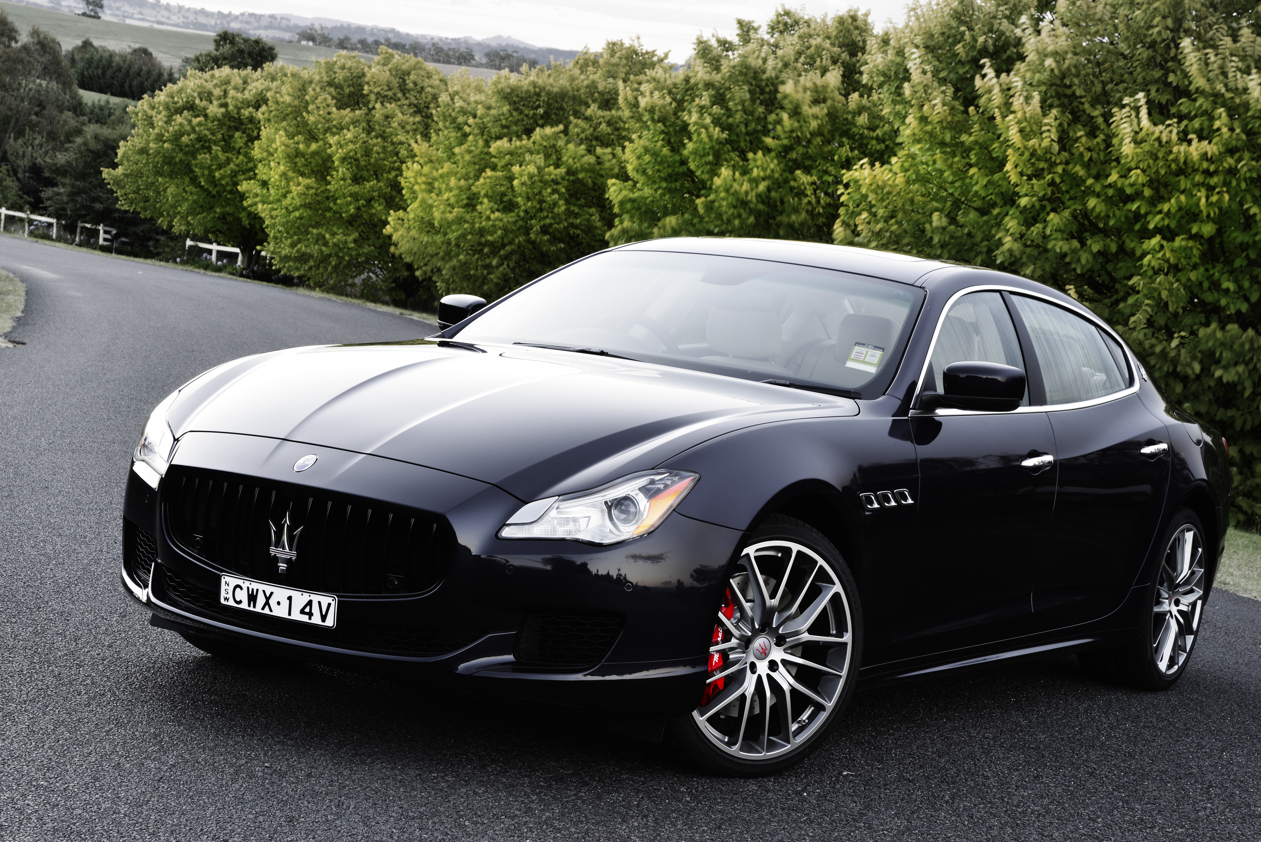 61292 Bildschirmschoner und Hintergrundbilder Maserati auf Ihrem Telefon. Laden Sie maserati, cars, schwarz, das schwarze, seitenansicht, quattroporte, gts Bilder kostenlos herunter