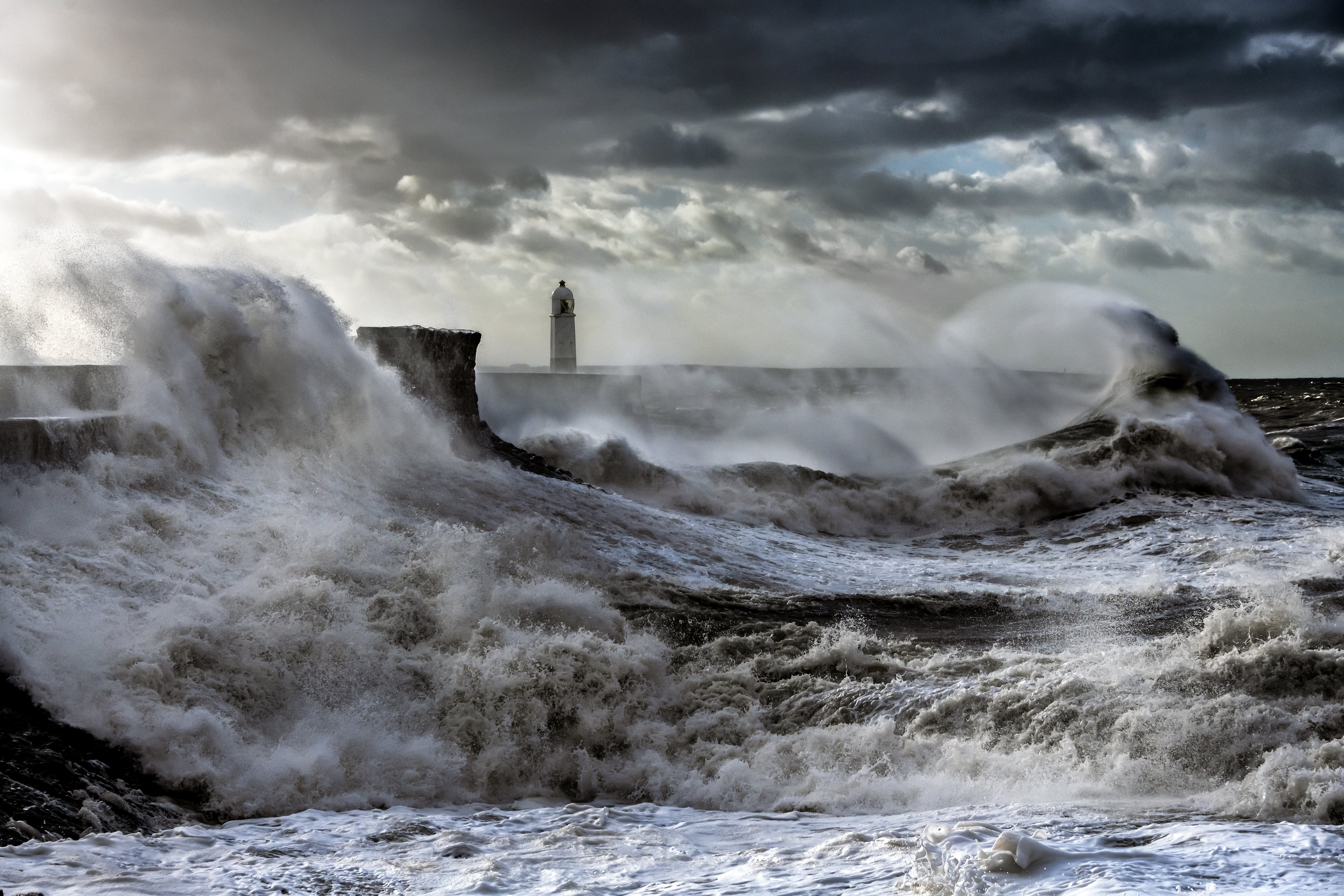 storm, nature, sea, waves, spray, lighthouse