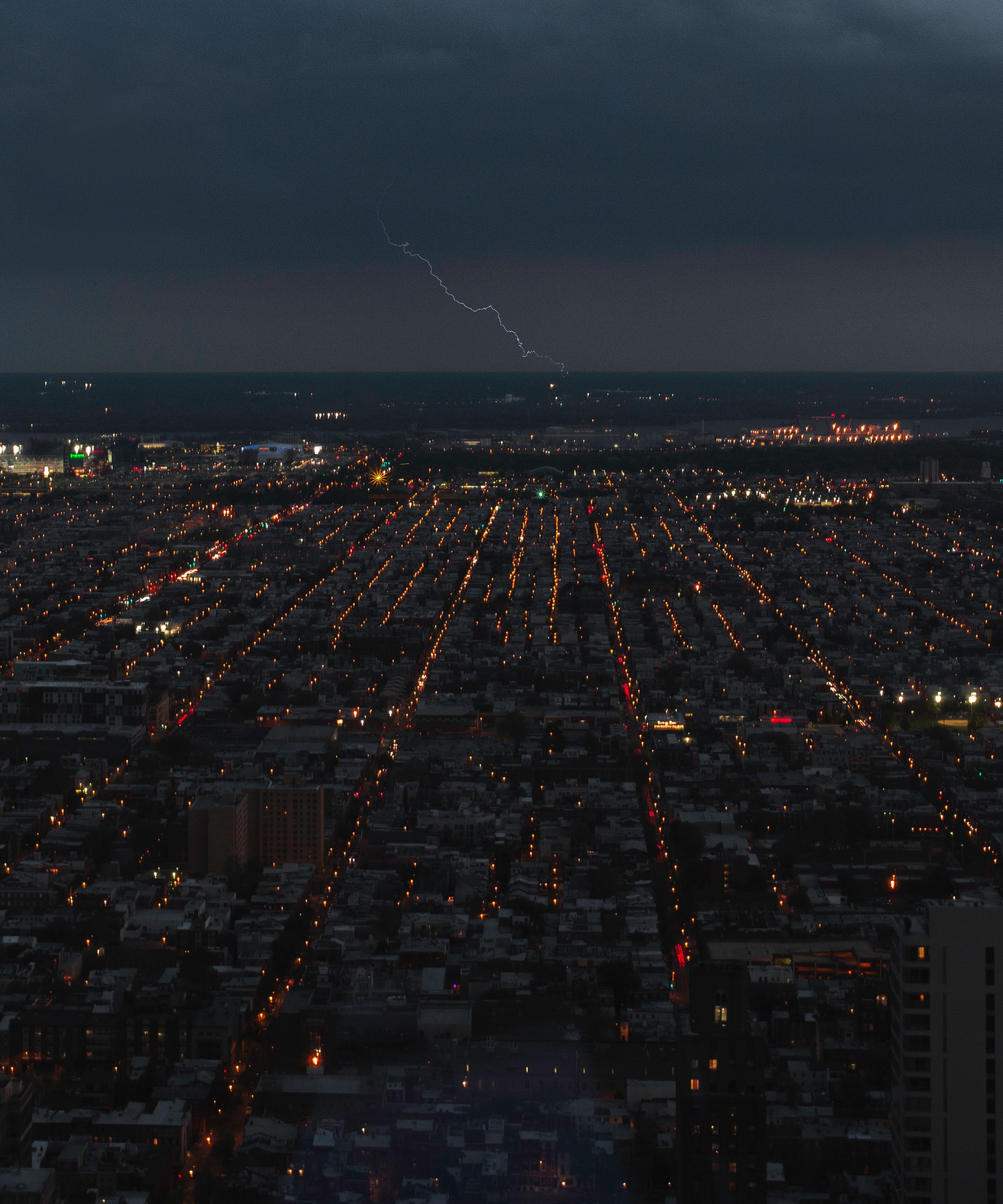 Download mobile wallpaper Night City, Cities, Lightning, Lights, Horizon for free.