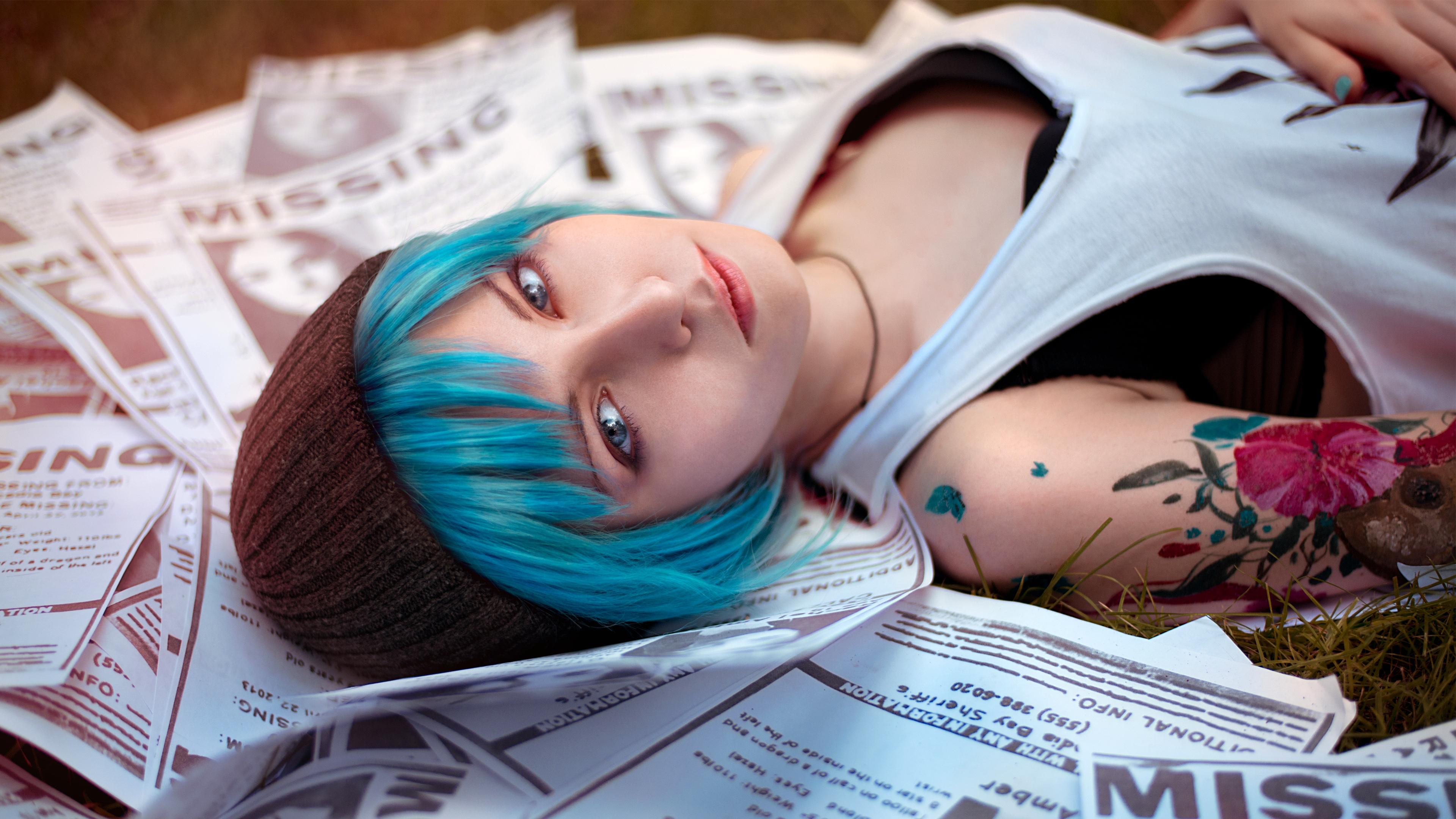 blue eyes, hat, newspaper, tattoo, women, cosplay, blue hair, chloe price, life is strange 32K