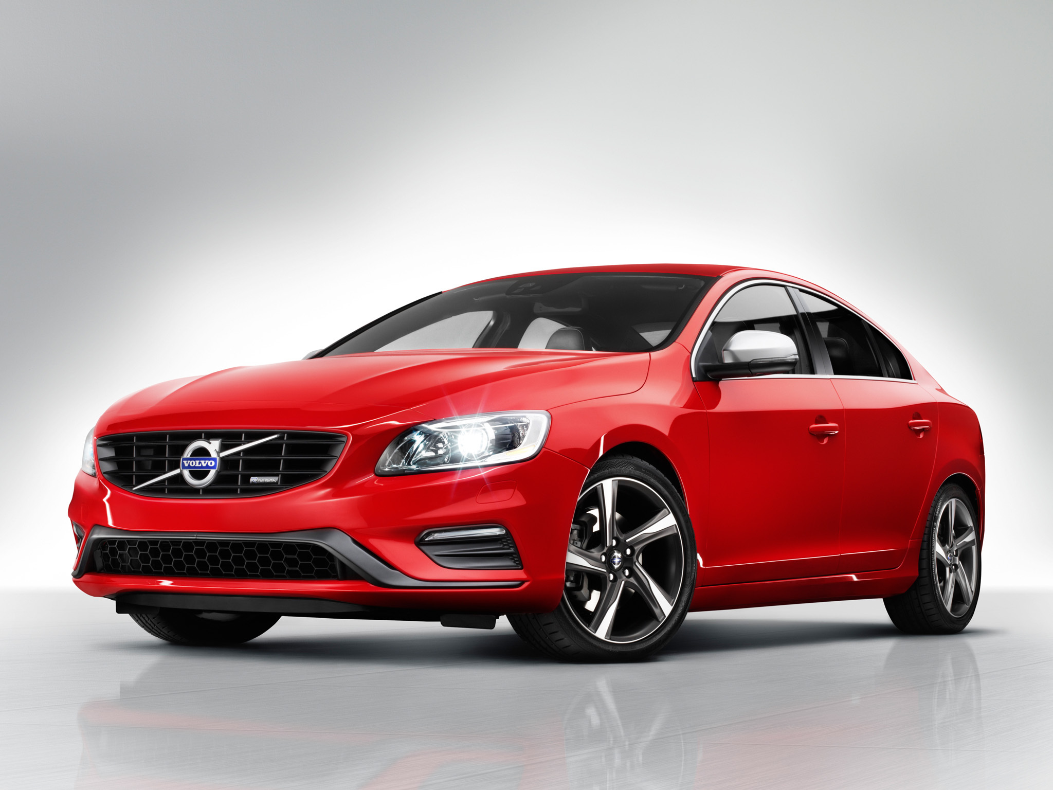 s60, red, side view, cars Panoramic Wallpapers