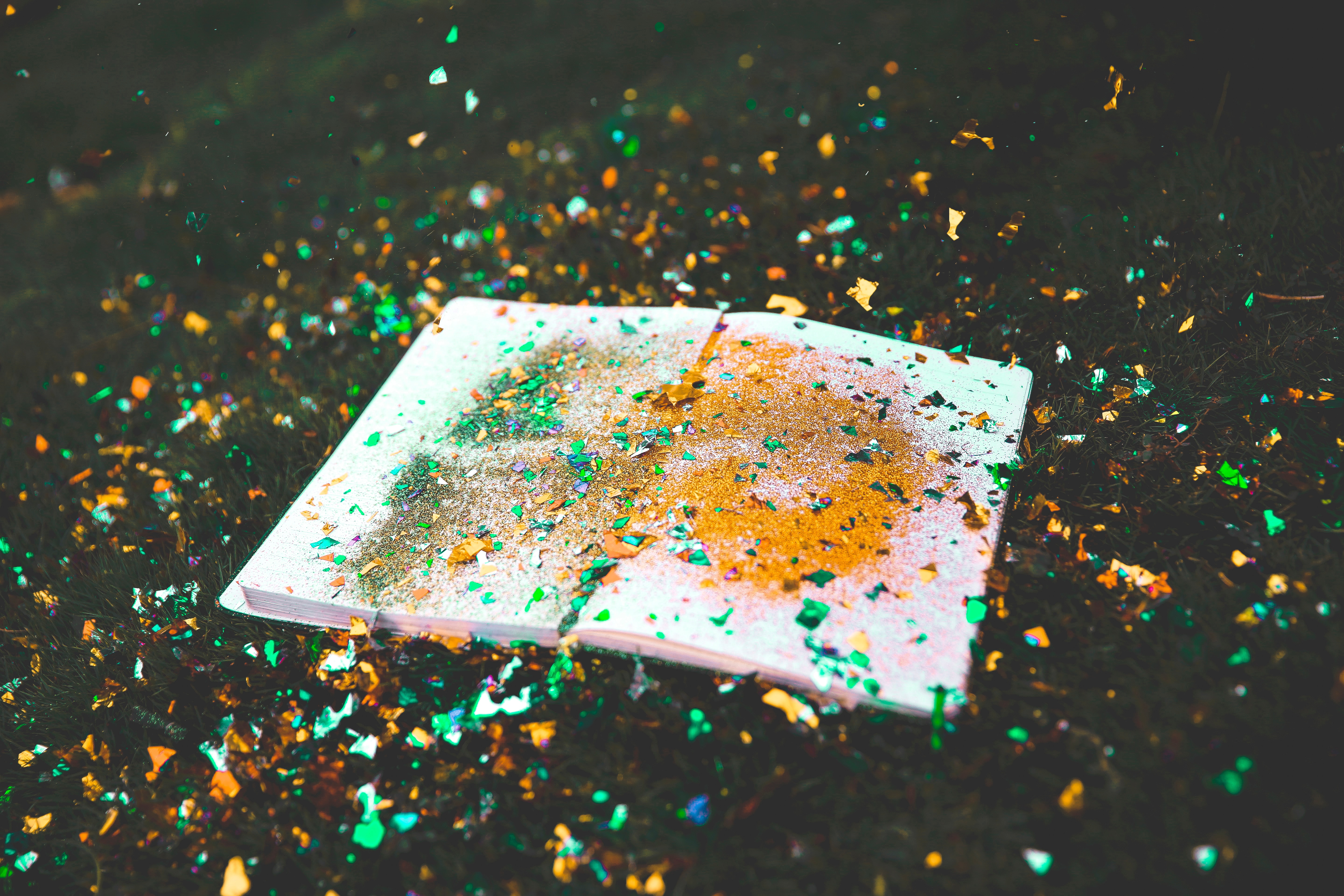 confetti, multicolored, grass, miscellanea Book HD Android Wallpapers