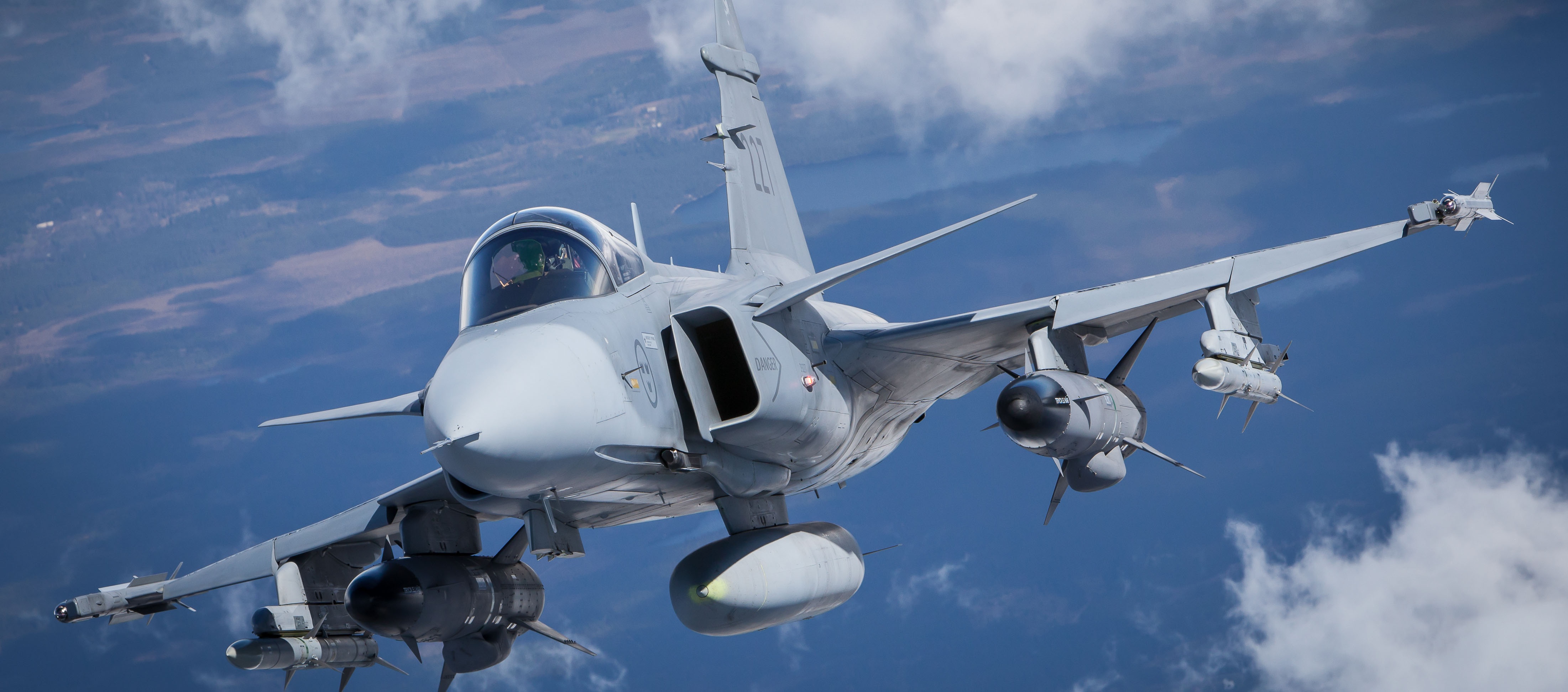 Saab Jas 39 Gripen wallpapers for desktop, download free Saab Jas 39 Gripen  pictures and backgrounds for PC 