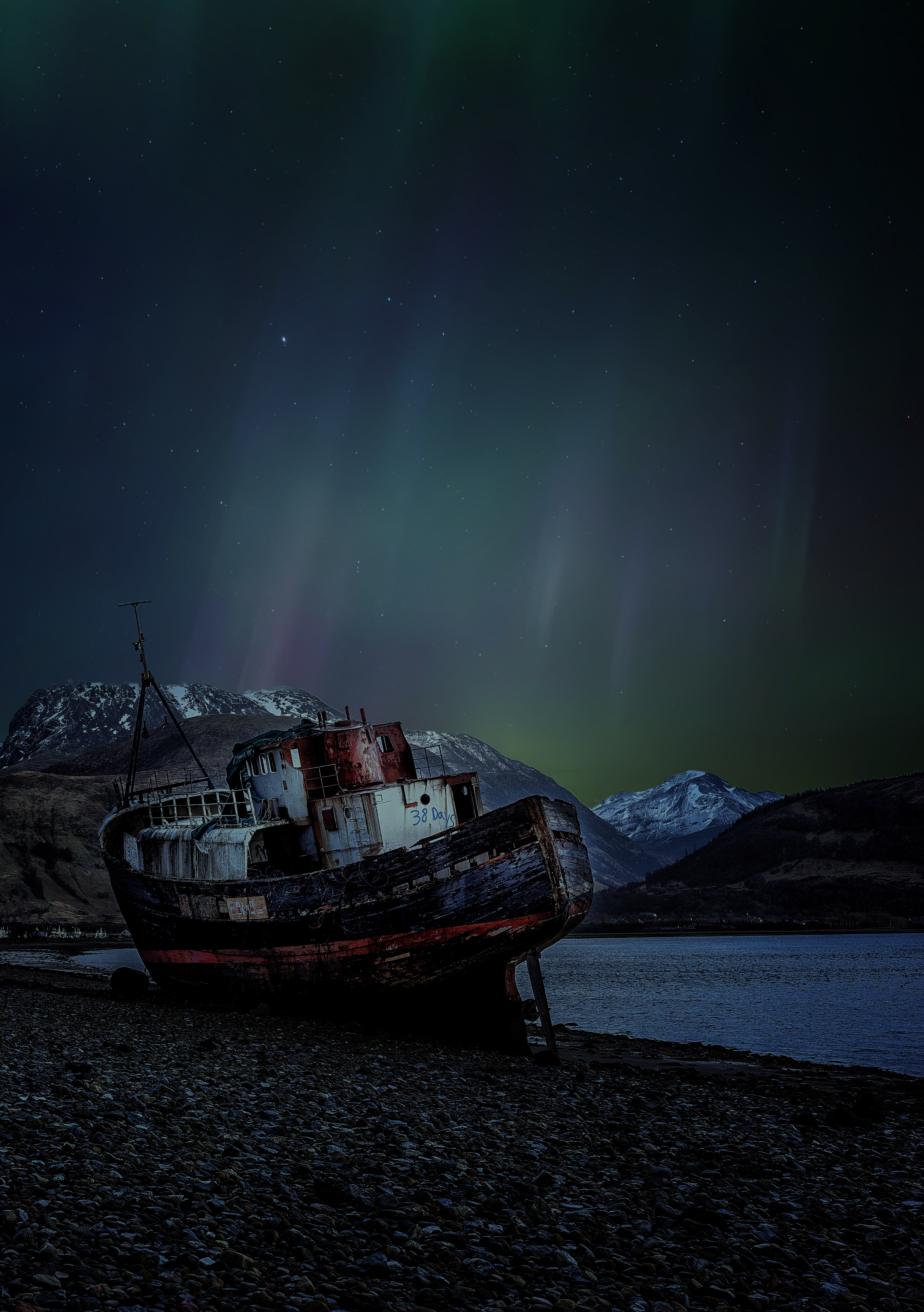 aurora borealis, nature, rusty, ship Free Pure 4K Ultra