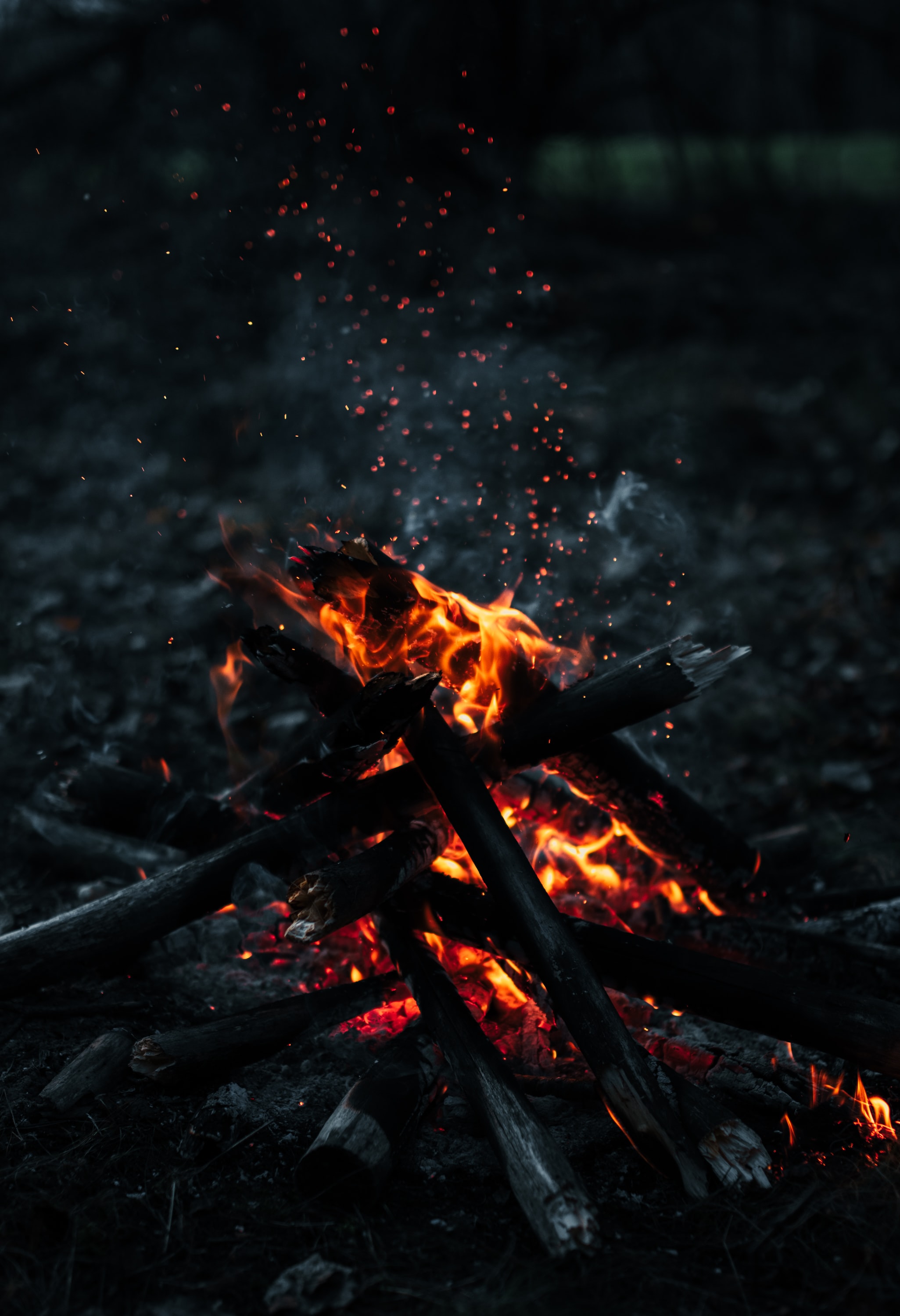 dark, firewood, fire, smoke, bonfire, sparks UHD