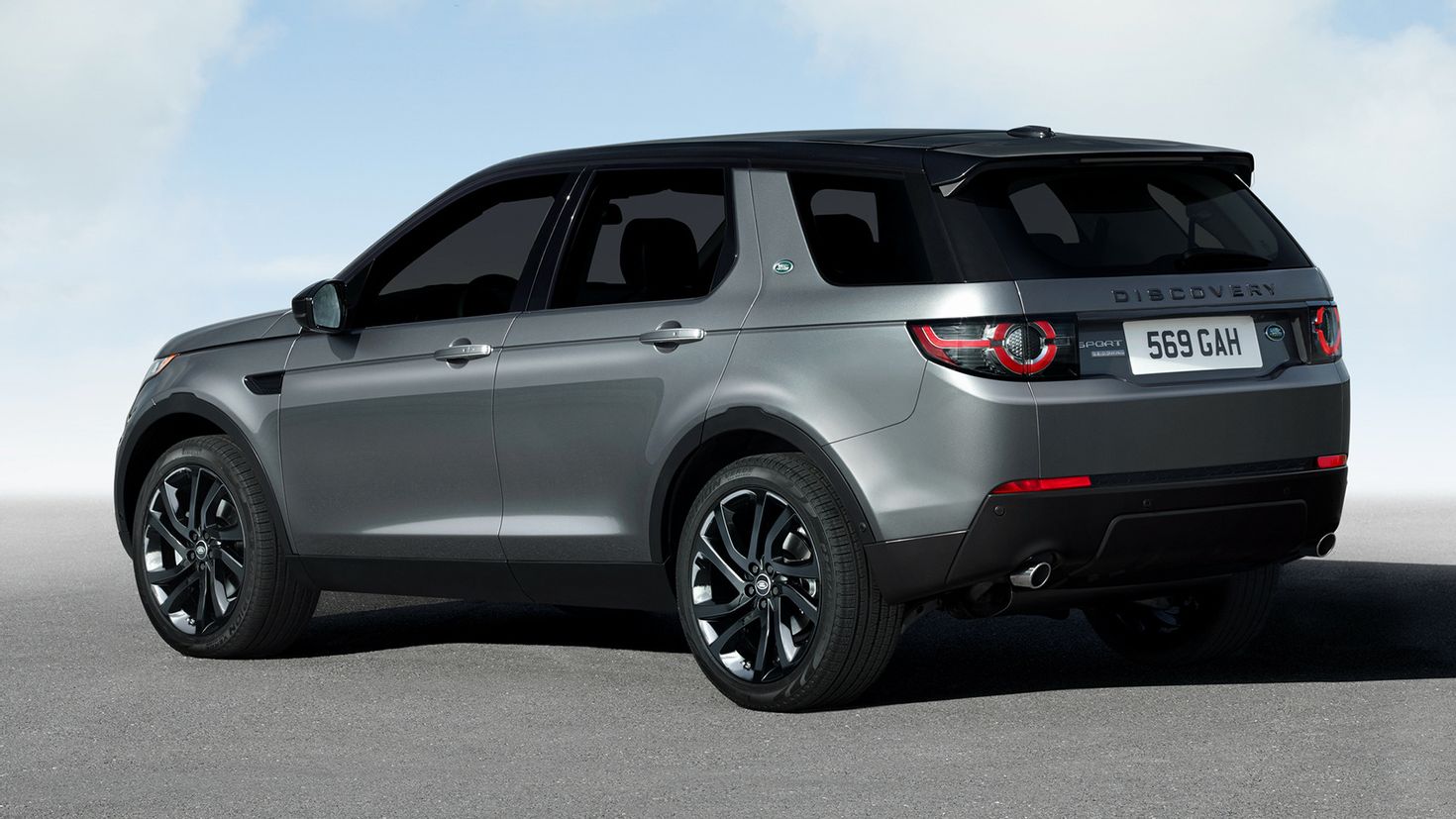 Ленд ровер дискавери спорт. Land Rover Discovery Sport 2015. Ленд Ровер Дискавери спорт 2015. Ленд роверидискавери спорт. Land Rover Discovery Sport l550.