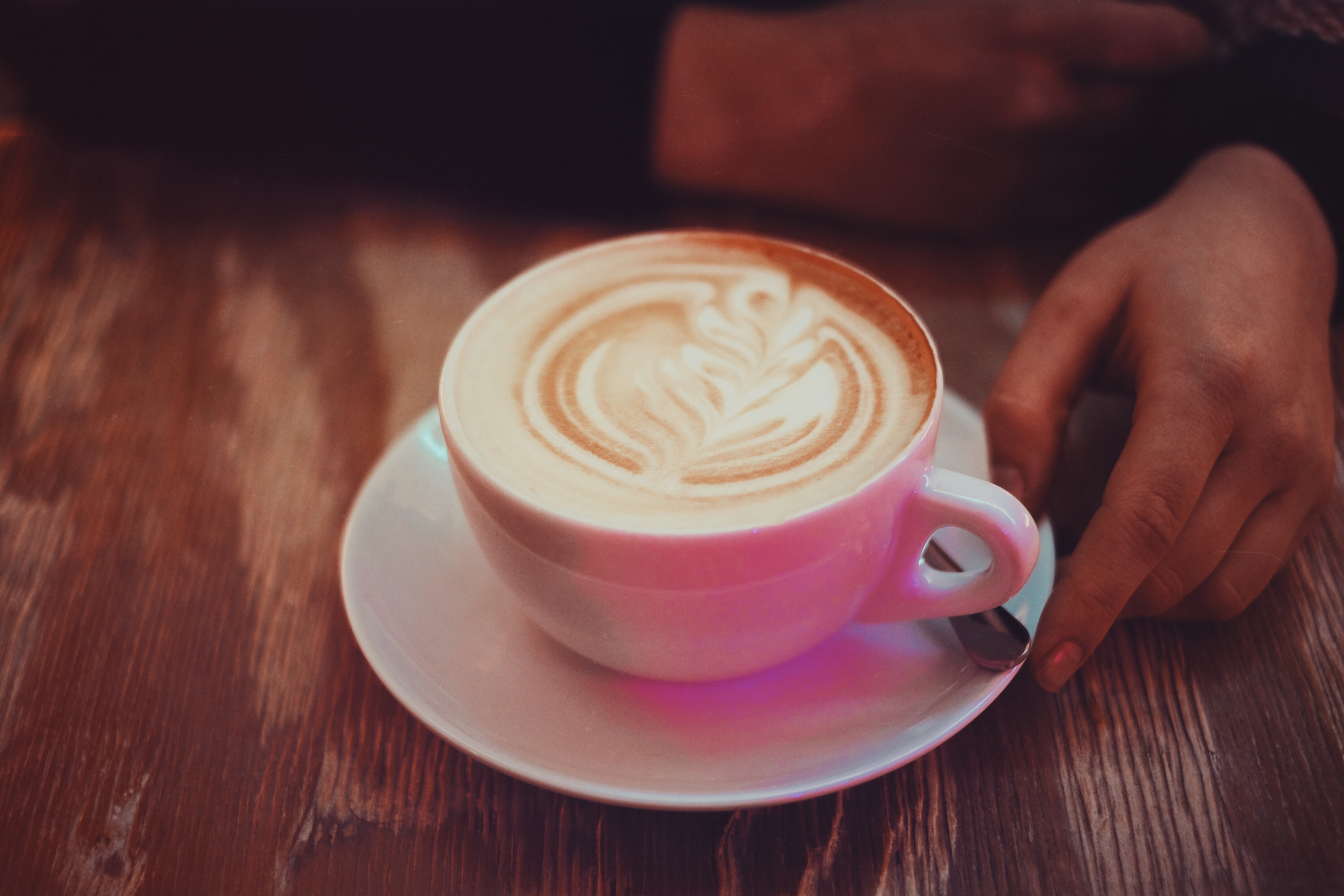 58782 Screensavers and Wallpapers Cappuccino for phone. Download food, coffee, cinnamon, cappuccino pictures for free