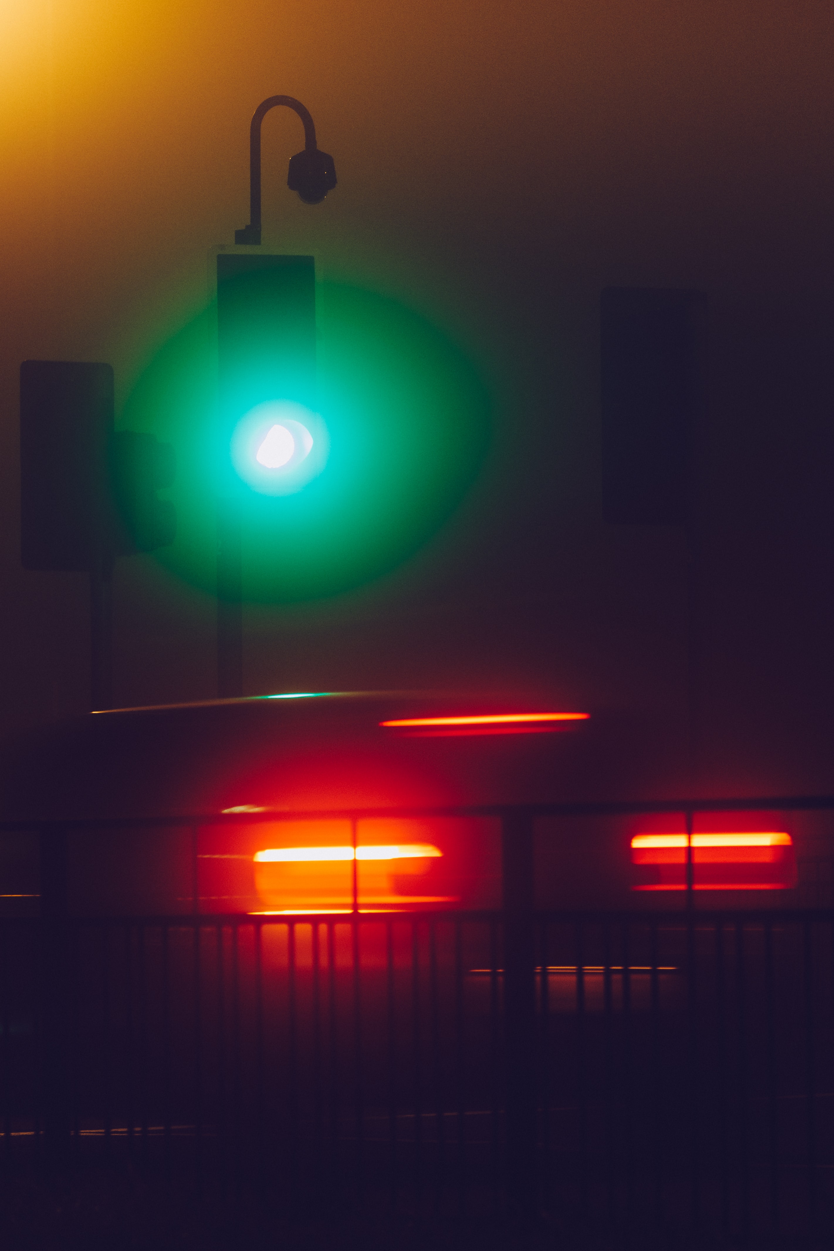 night, light, smooth, traffic light Lock Screen Images