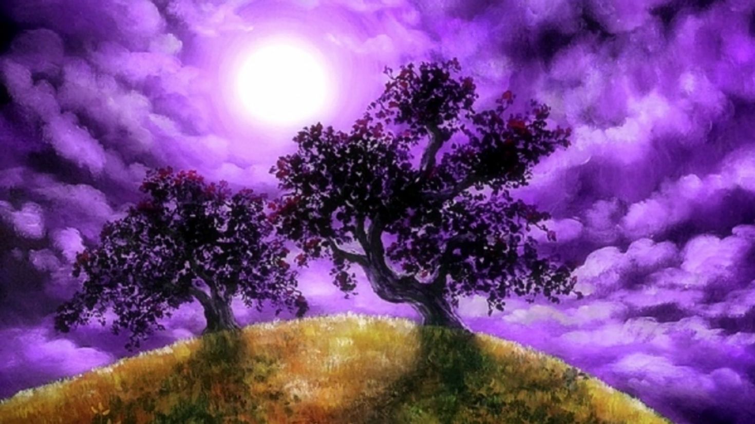 Фиолетовый фэнтези дерево