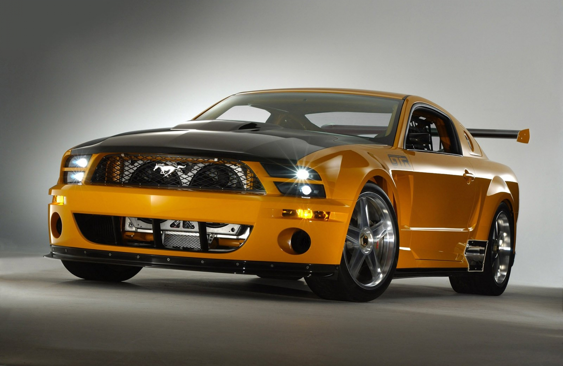 Ford  1366x768 Wallpapers