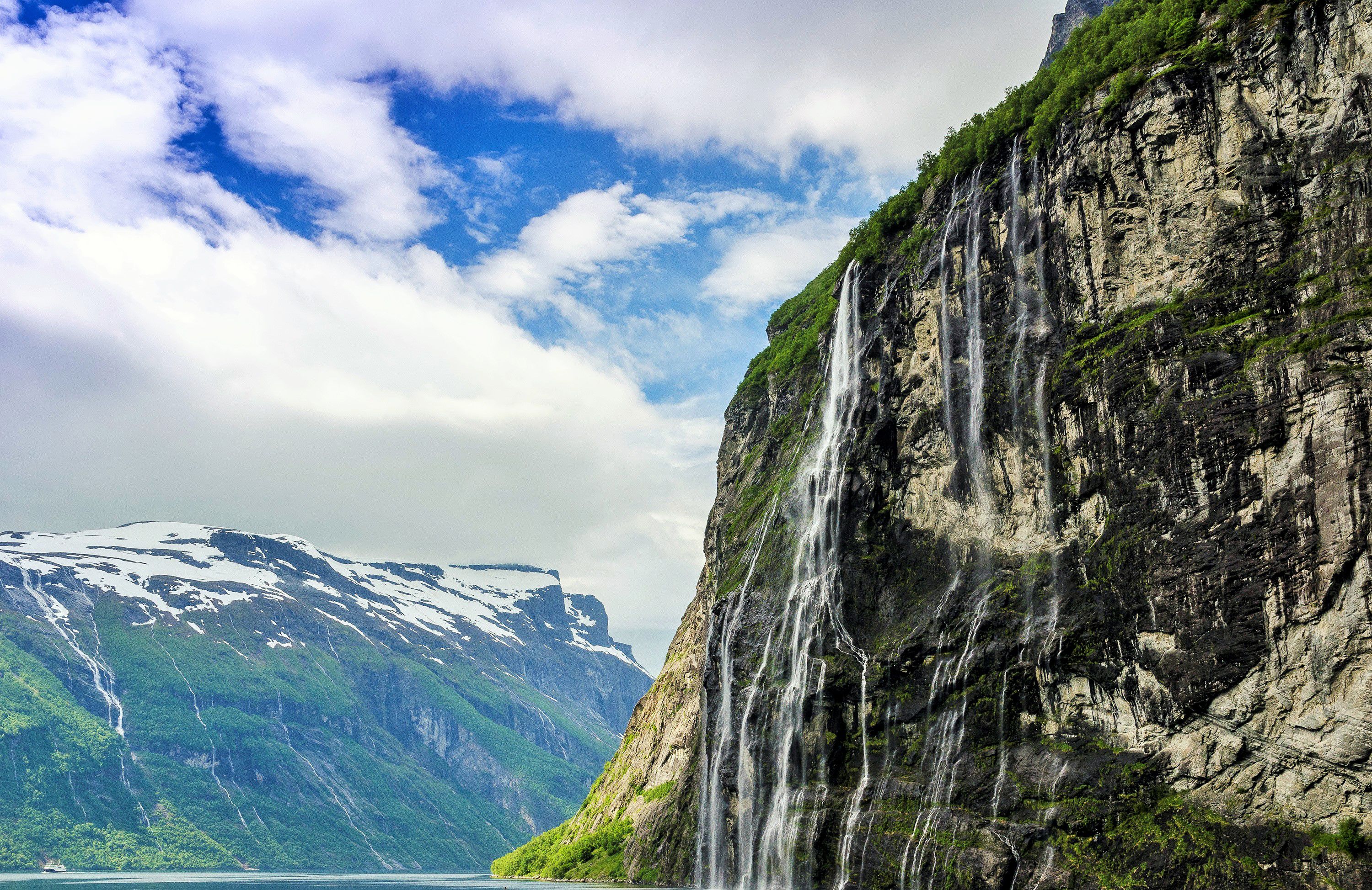 Гейрангер-Фьорд Норвегия водопады