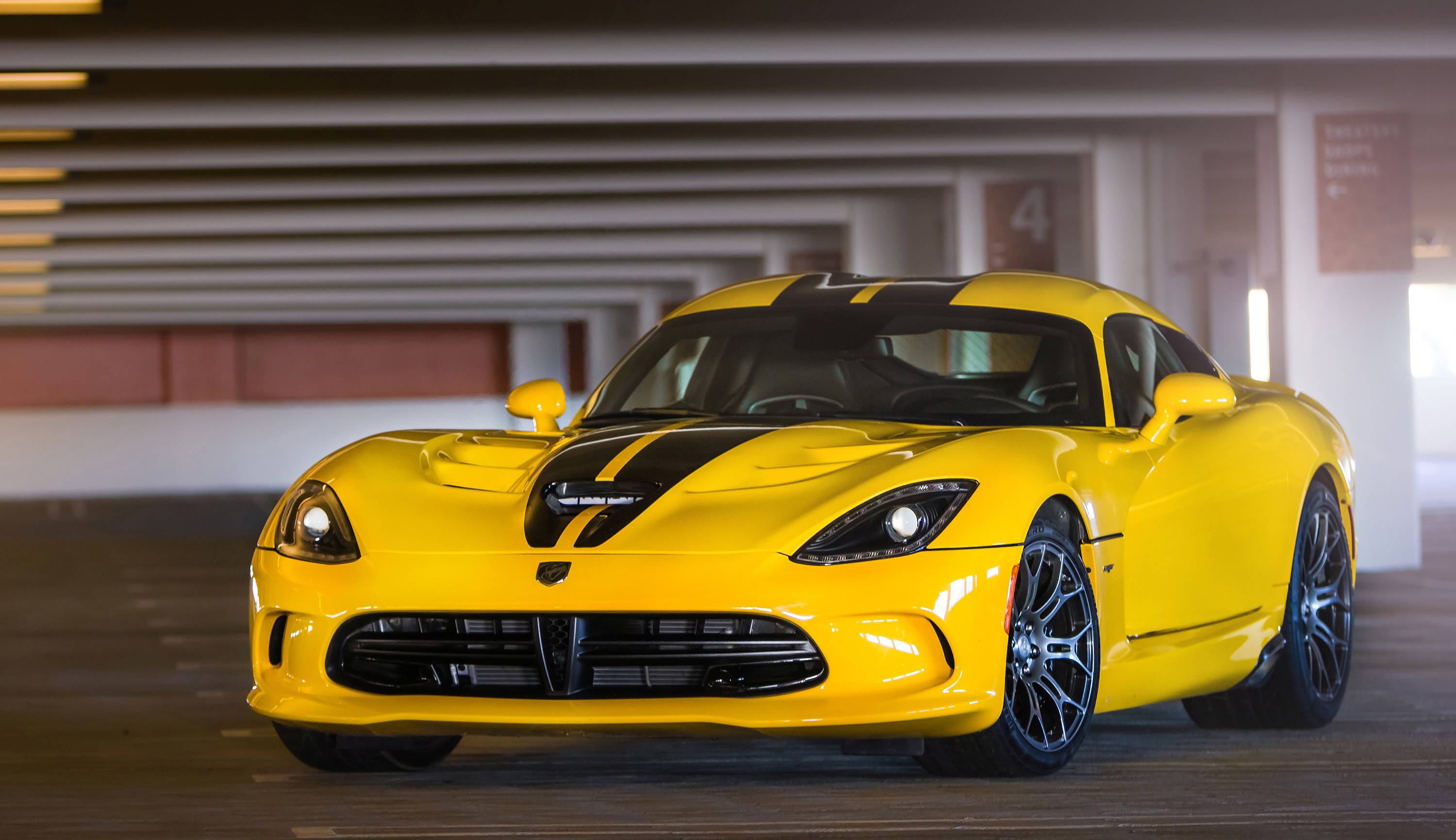 139045 download wallpaper cars, yellow, front view, dodge, parking, viper, gts, srt screensavers and pictures for free