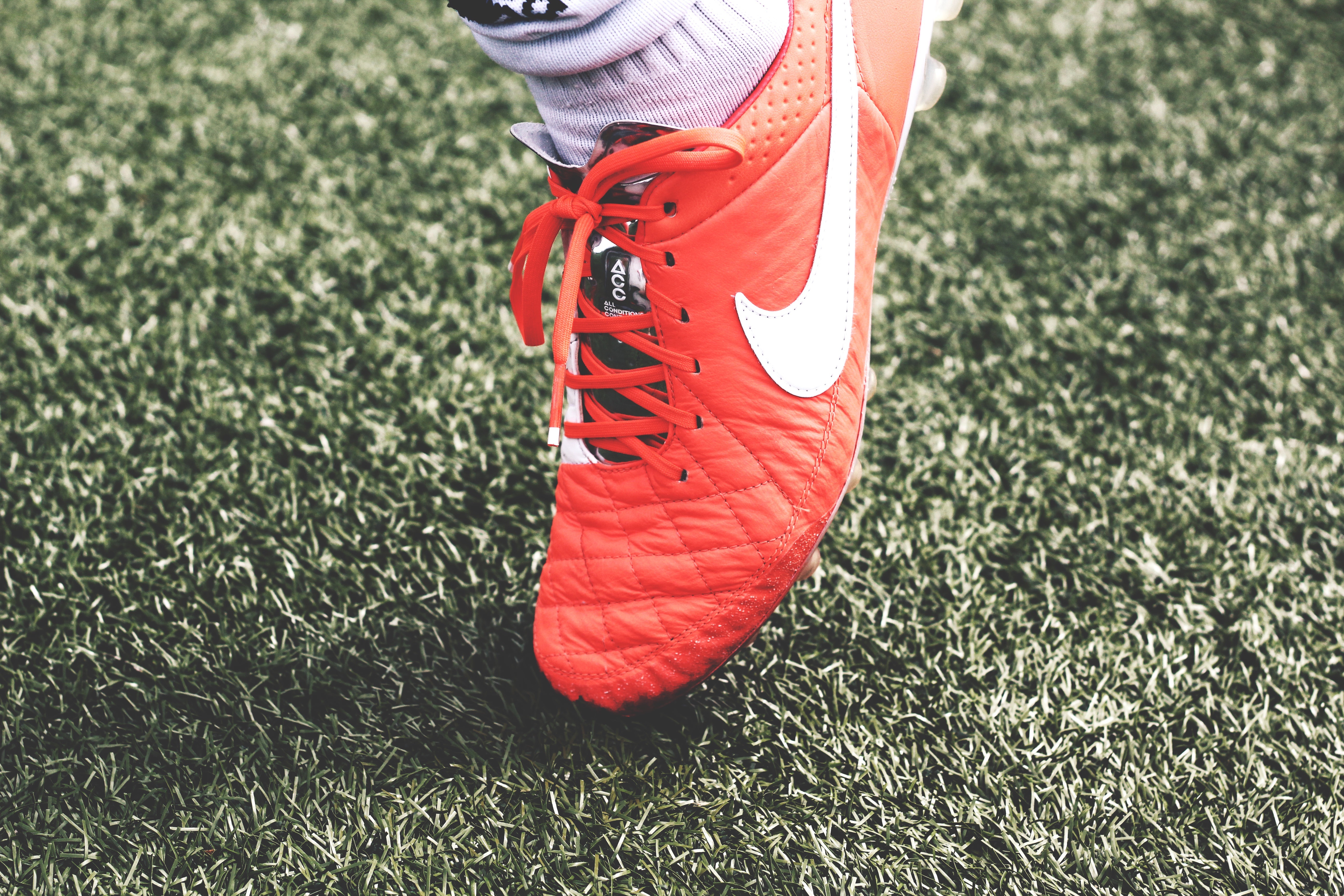 sports, lawn, football boots Nike Cellphone FHD pic