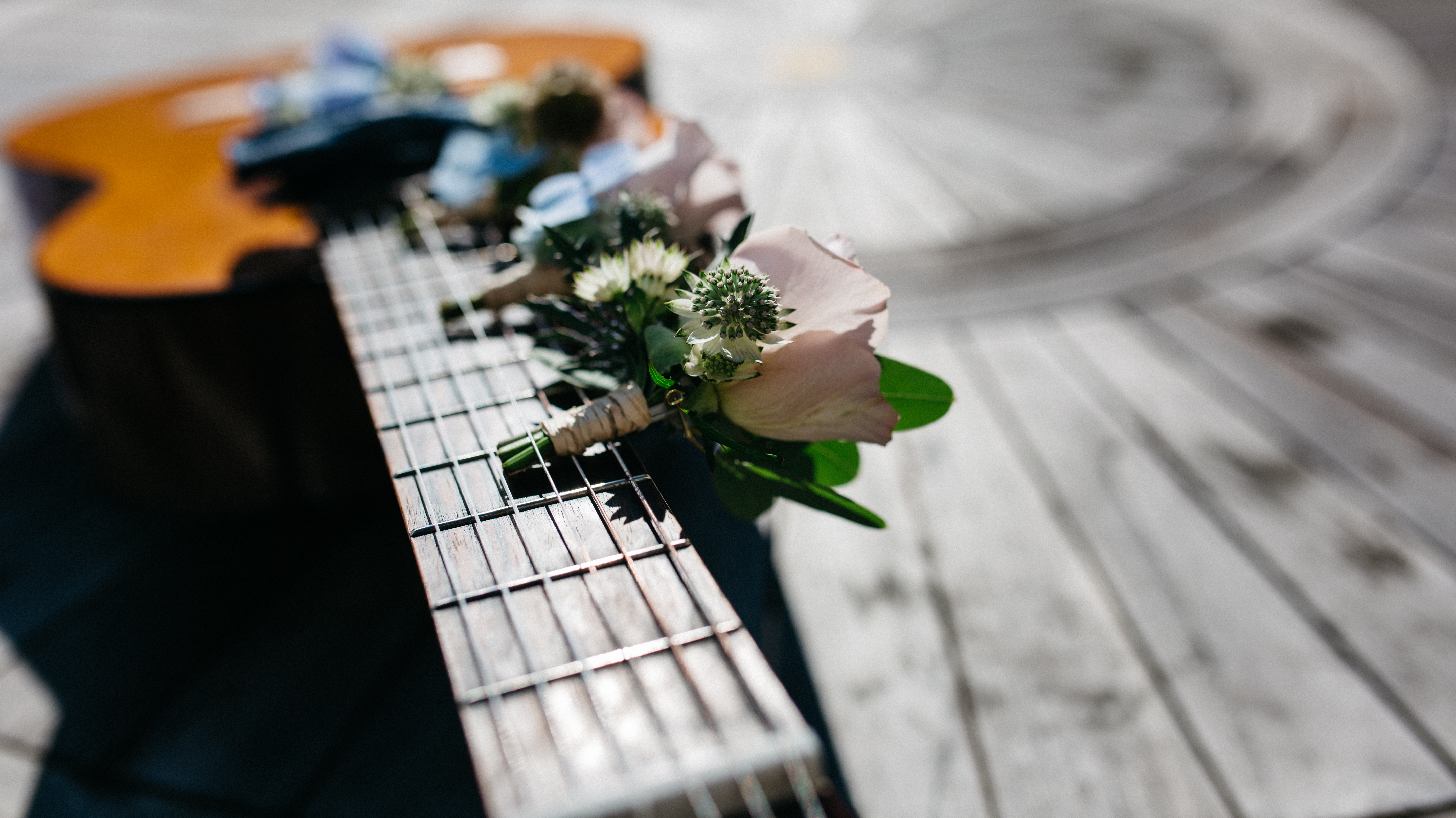 Free Images flowers, bouquet, music Guitar