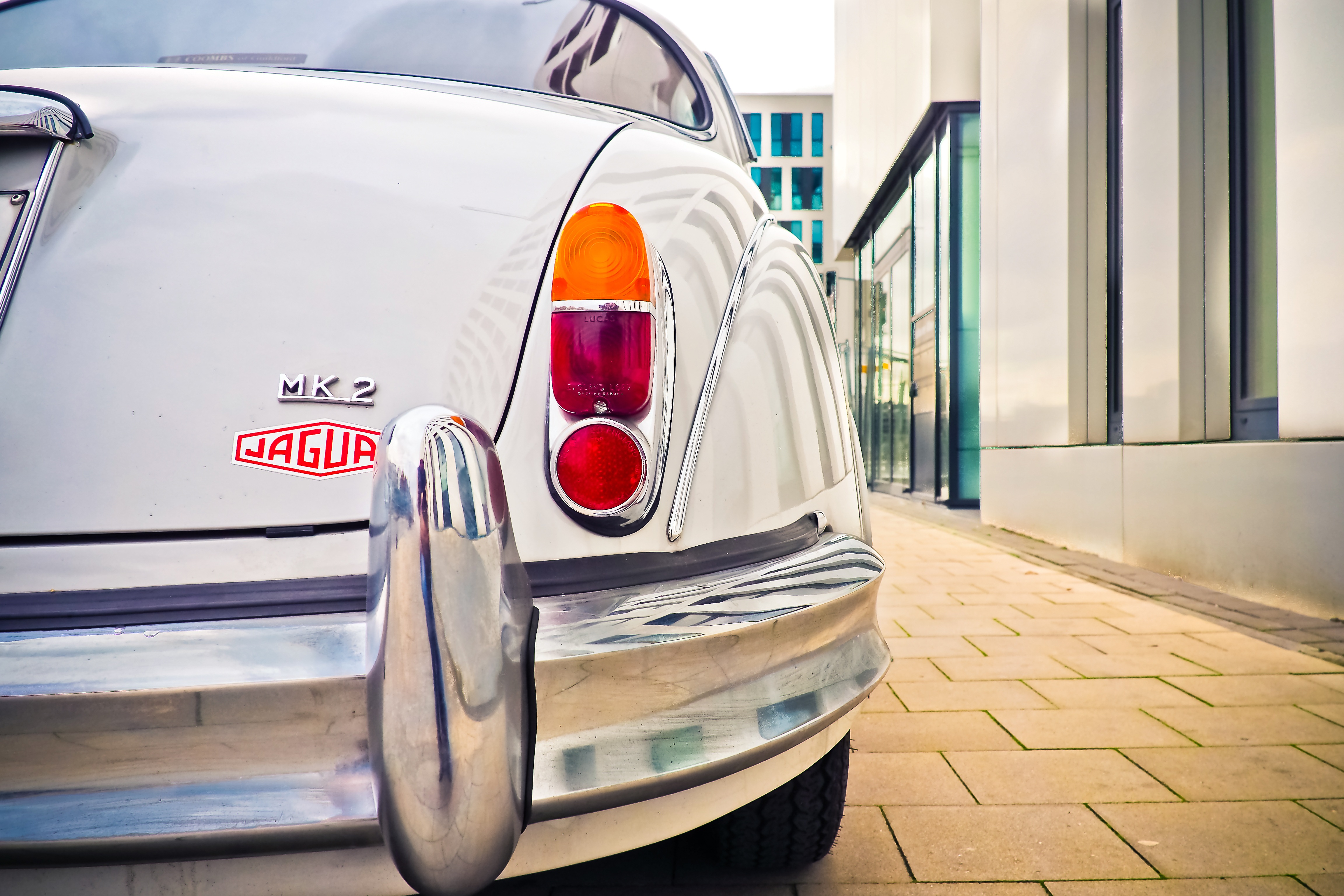 jaguar, retro, cars, rear bumper, oldtimer Smartphone Background