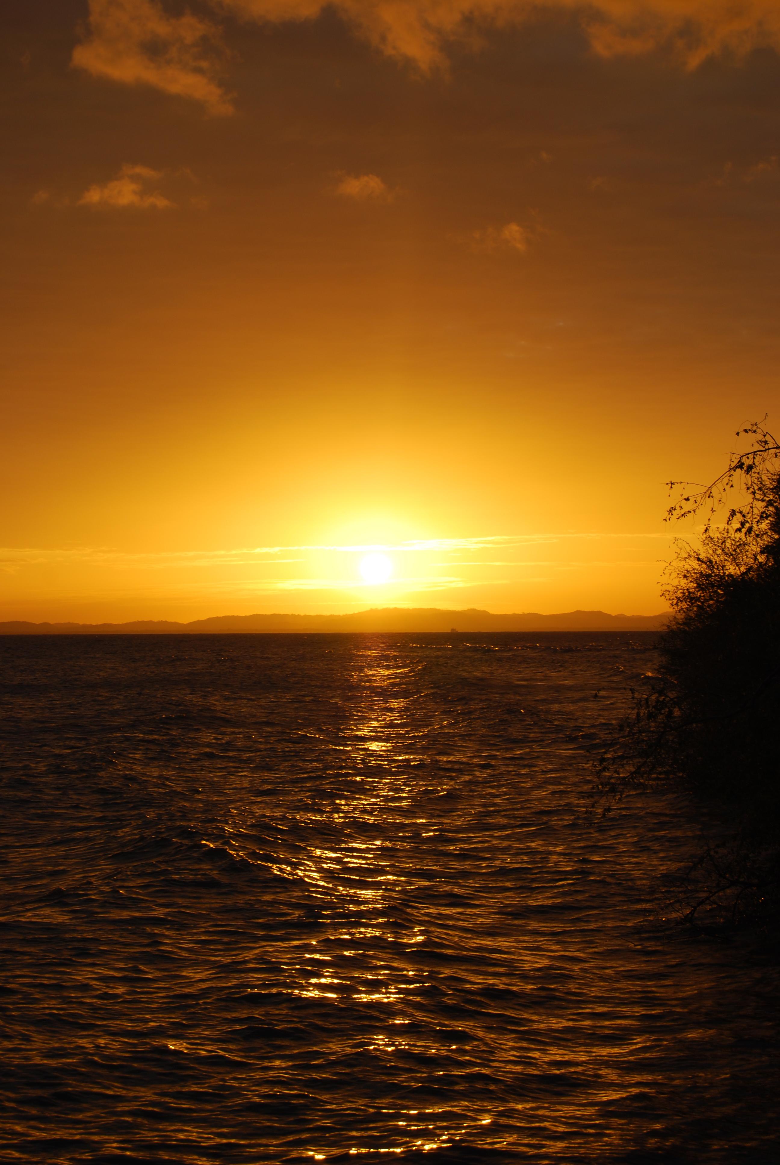 iPhone Wallpapers horizon, sunset, nature, water Ripple