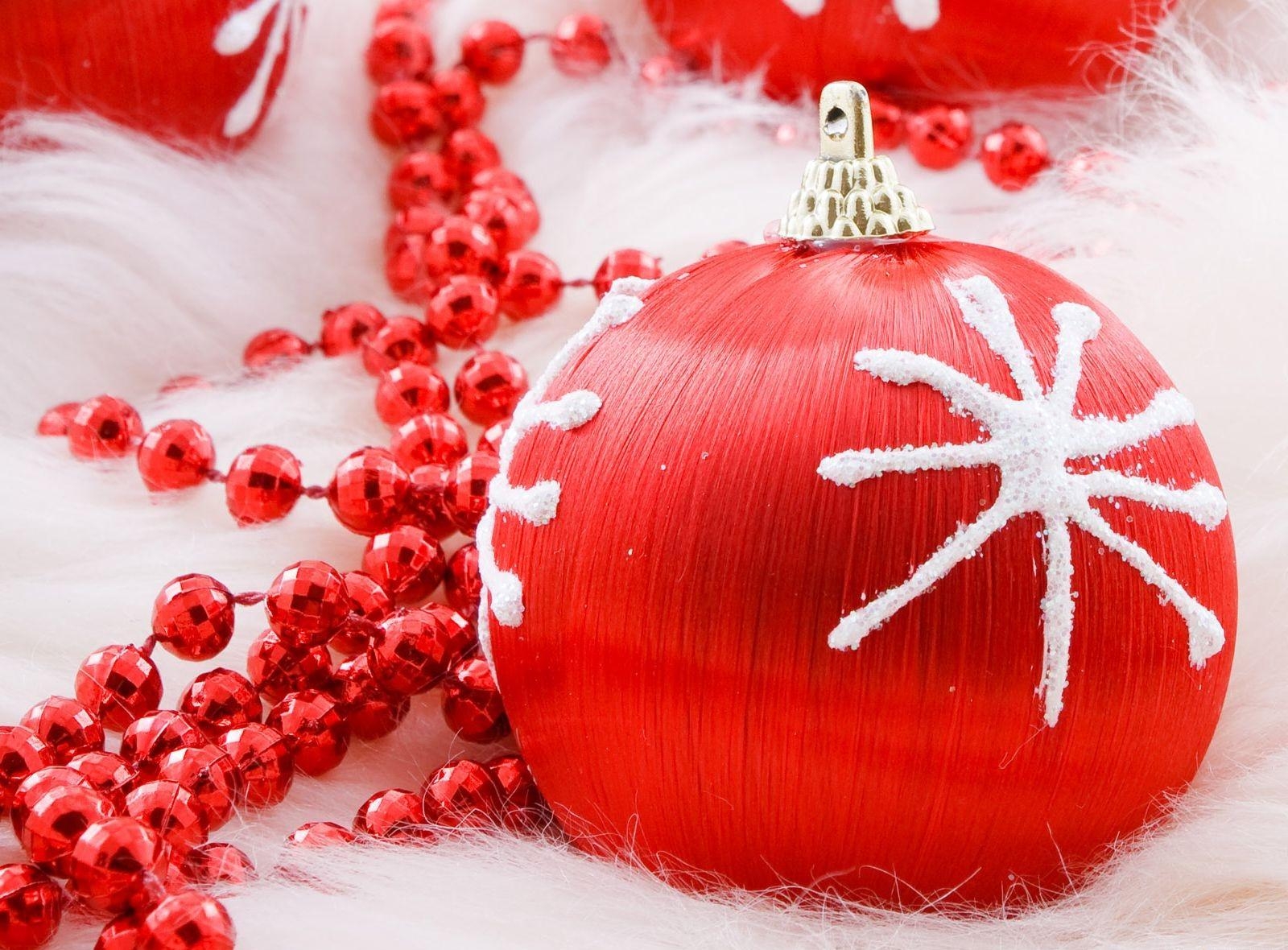 Handy-Wallpaper Feiertage, Perlen, Urlaub, Bild, Zeichnung, Weihnachtsbaum Spielzeug, Schneeflocke kostenlos herunterladen.