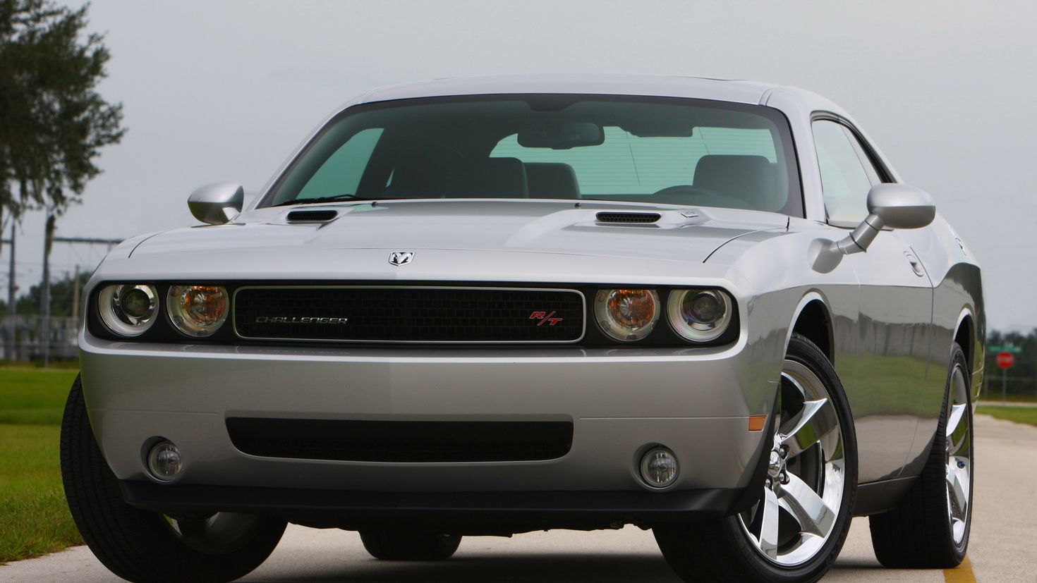 Фотографии dodge challenger