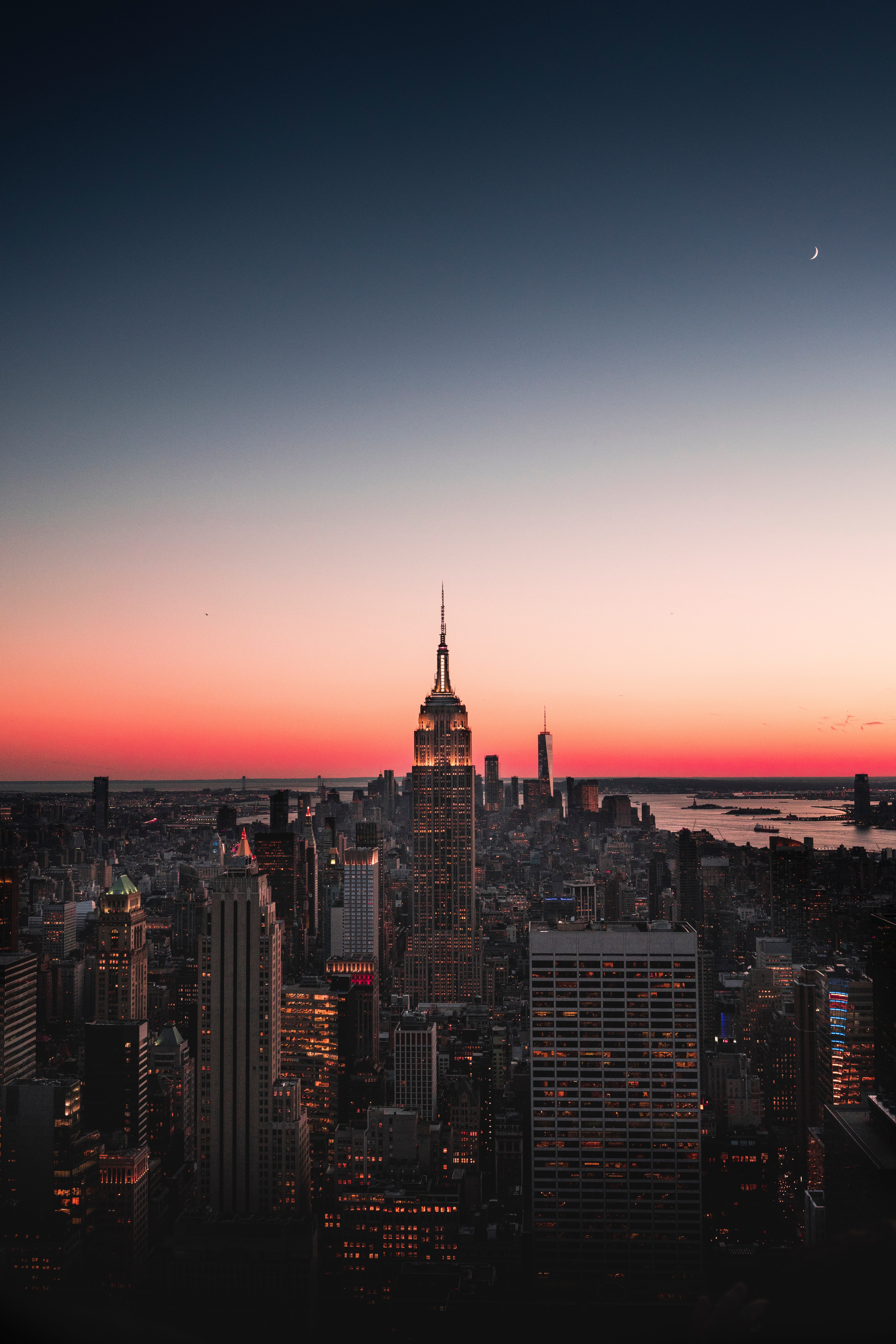 Laden Sie das Städte, Übernachtung, Usa, Wolkenkratzer, Horizont, Nächtliche Stadt, Night City, New York-Bild kostenlos auf Ihren PC-Desktop herunter