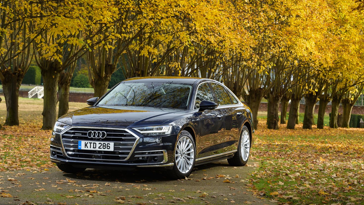 Ауди а8 фото. Audi a8. Audi a8 d5 Black. Audi a8 2017 черный. Audi a8 d6.