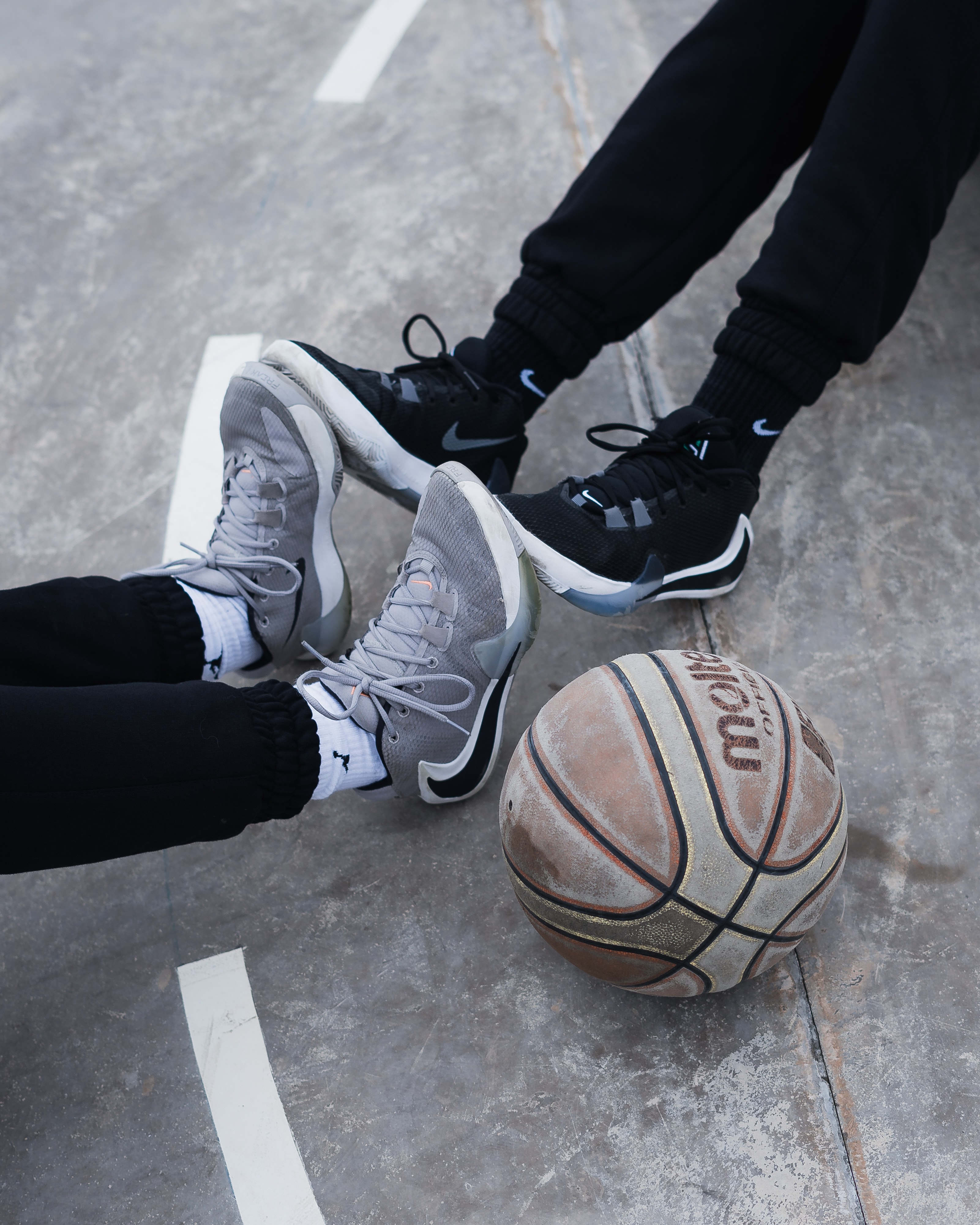basketball, sports, legs, sneakers, ball mobile wallpaper
