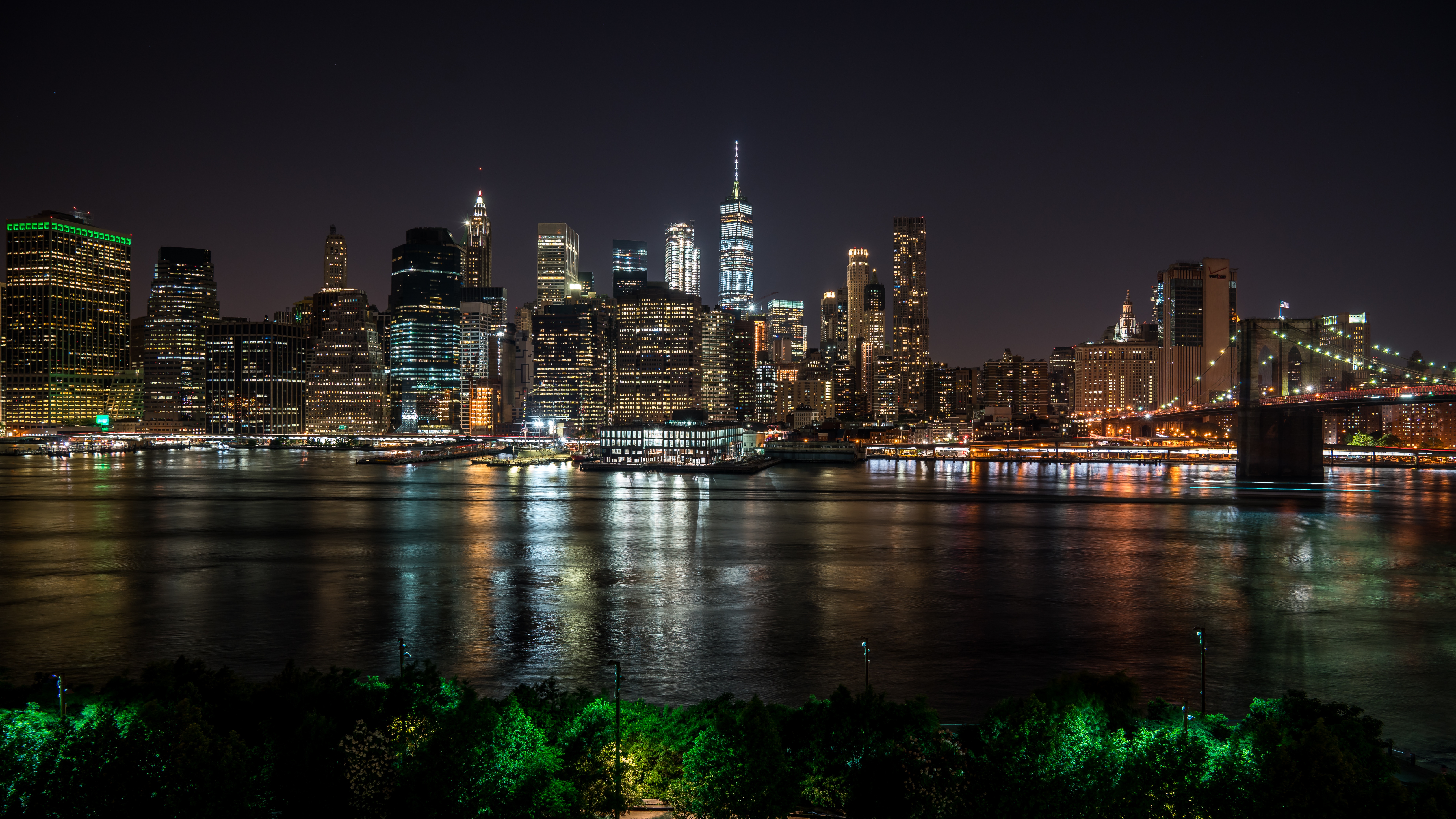 Laden Sie das Städte, Usa, Wolkenkratzer, Nächtliche Stadt, Night City, Panorama, New York-Bild kostenlos auf Ihren PC-Desktop herunter