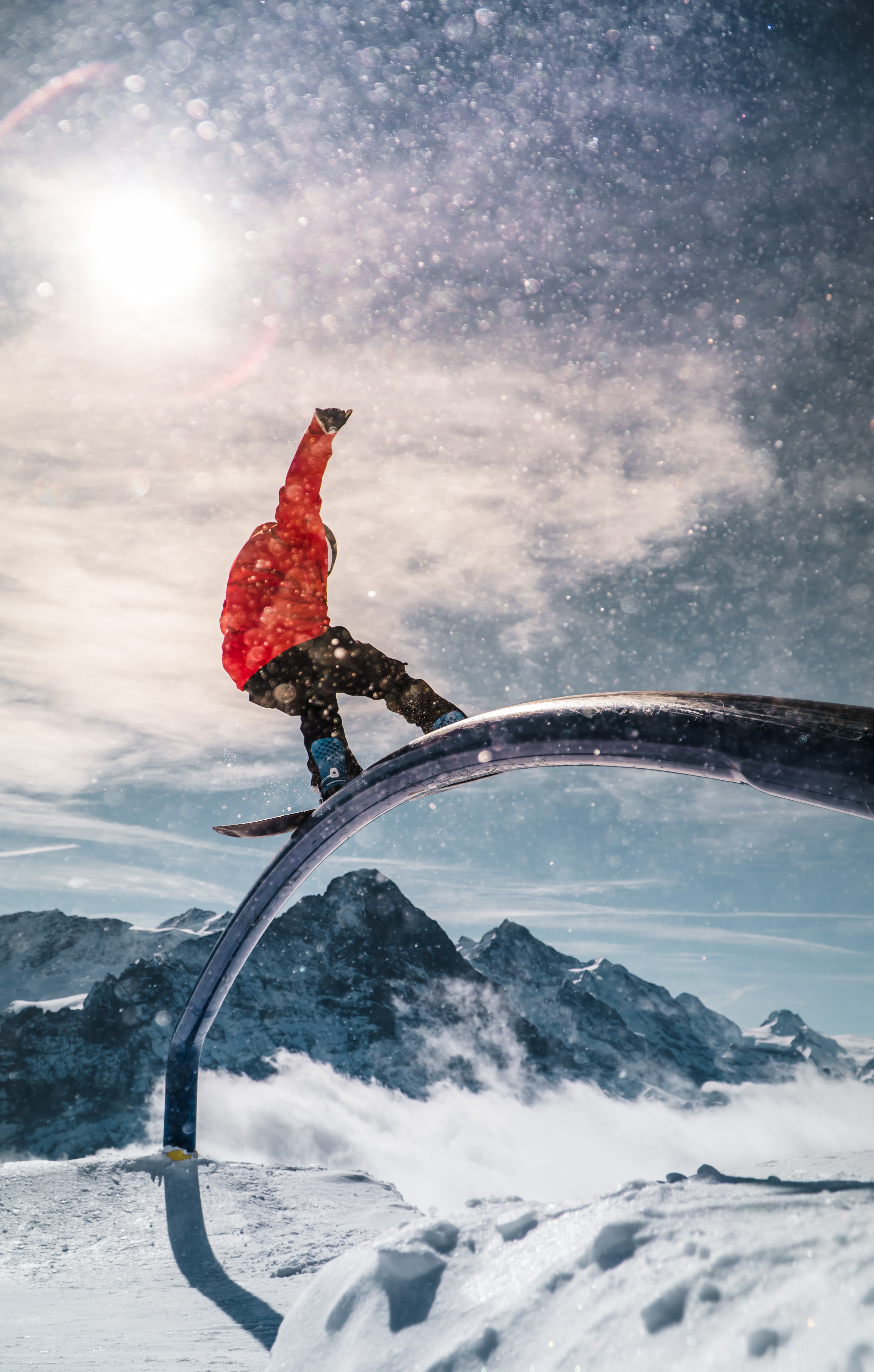 97915 Hintergrundbild herunterladen sport, schnee, helm, snowboard, snowboarder, trick - Bildschirmschoner und Bilder kostenlos