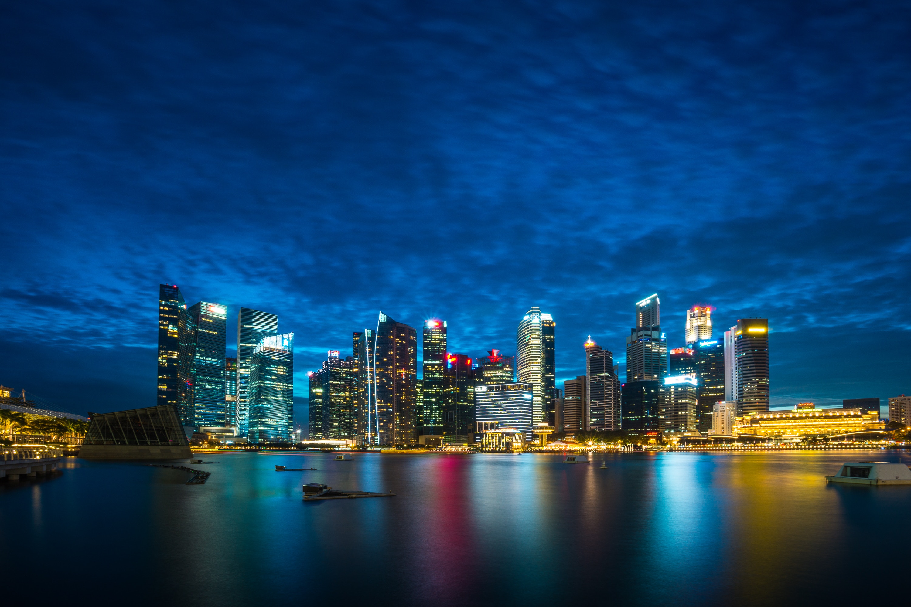 59970 Bild herunterladen städte, wolkenkratzer, nächtliche stadt, night city, panorama, singapur - Hintergrundbilder und Bildschirmschoner kostenlos