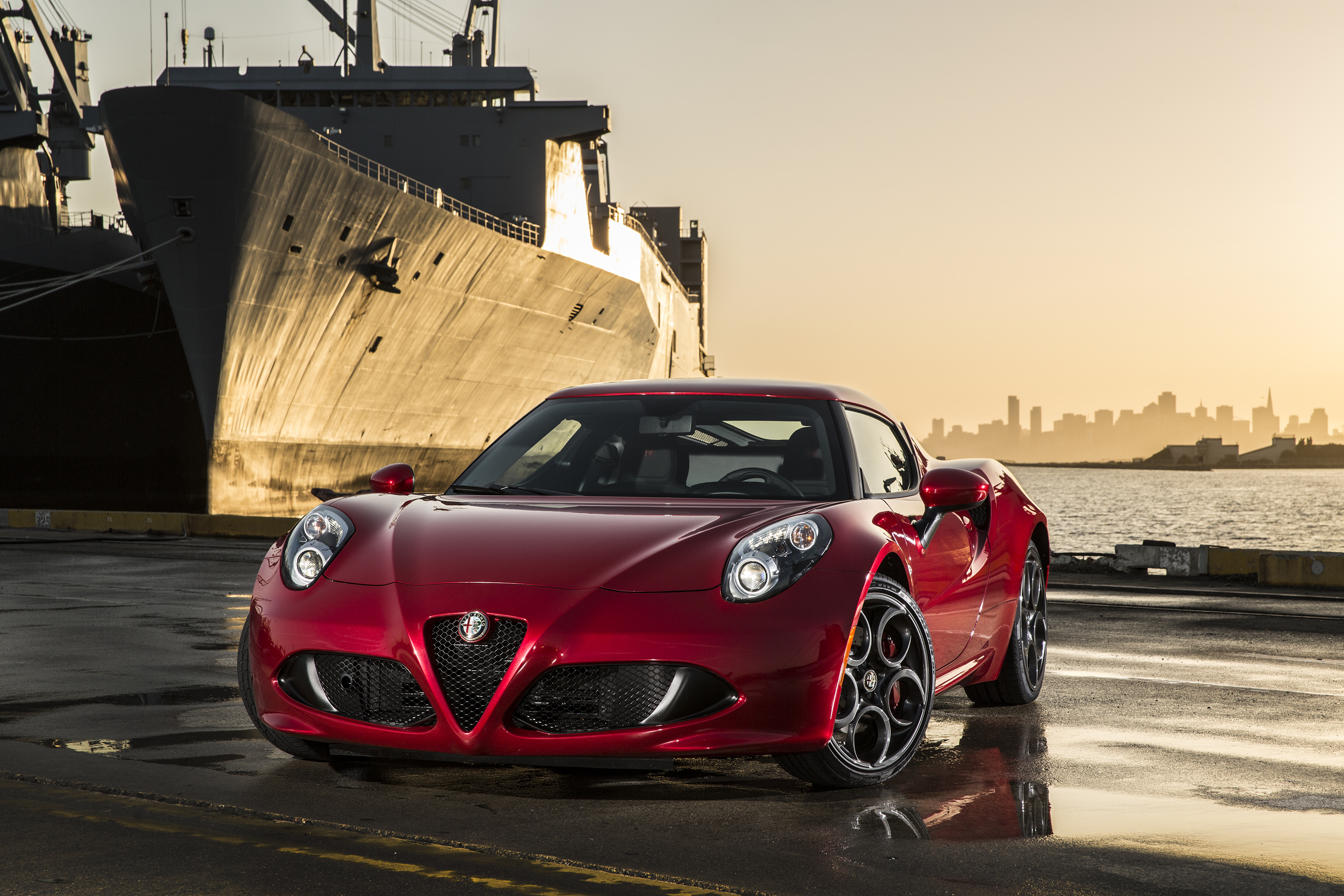 140981 Hintergrundbilder und Alfa Romeo Bilder auf dem Desktop. Laden Sie 2015, cars, rot, 4c Bildschirmschoner kostenlos auf den PC herunter