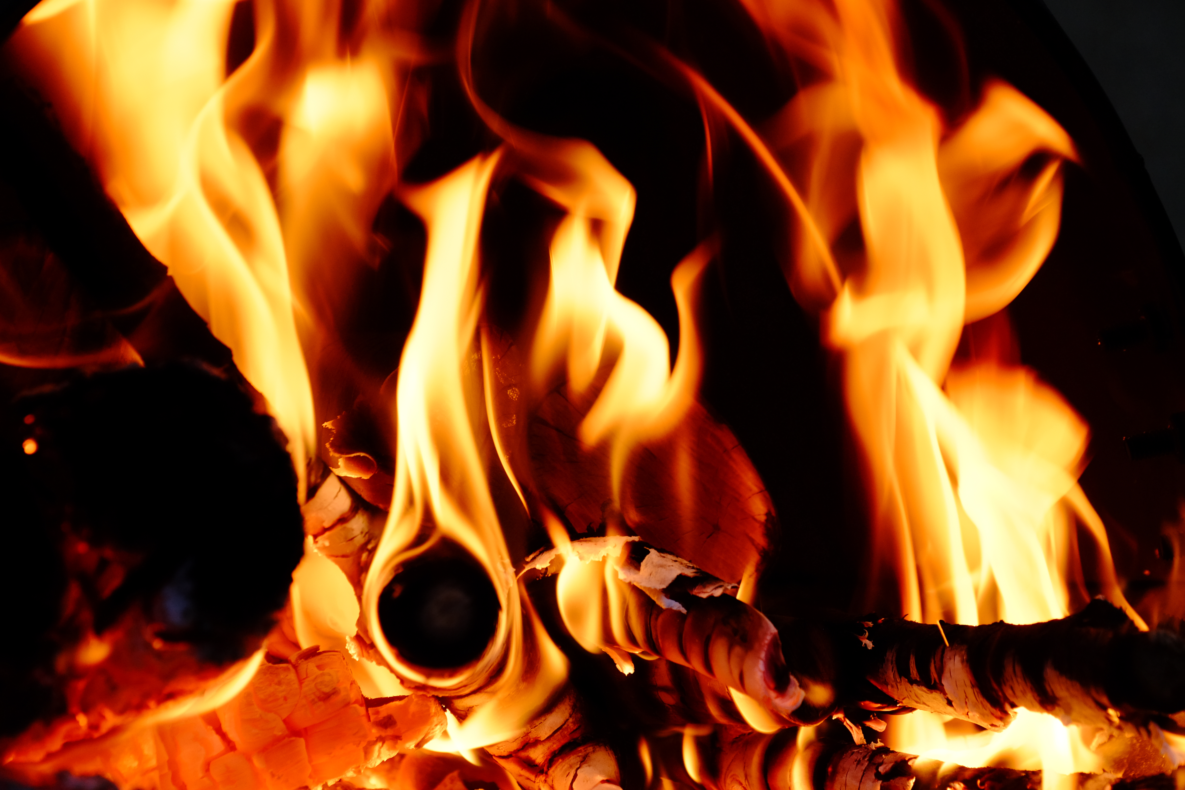 89756 Hintergrundbild herunterladen feuer, bonfire, flamme, verschiedenes, sonstige, winkel, ecke - Bildschirmschoner und Bilder kostenlos