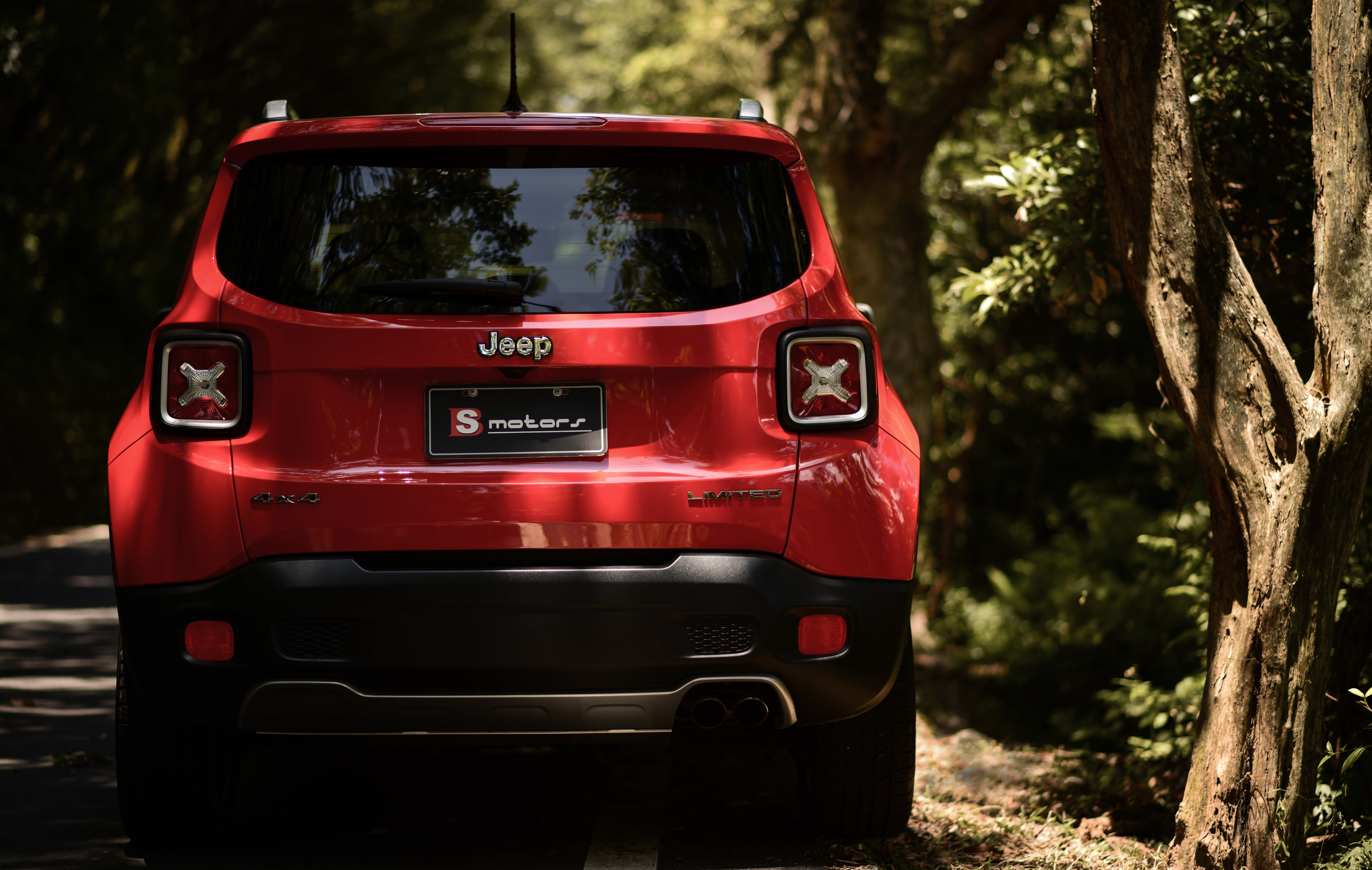 Jeep suv, jeep renegade, rear view, back view Free Stock Photos