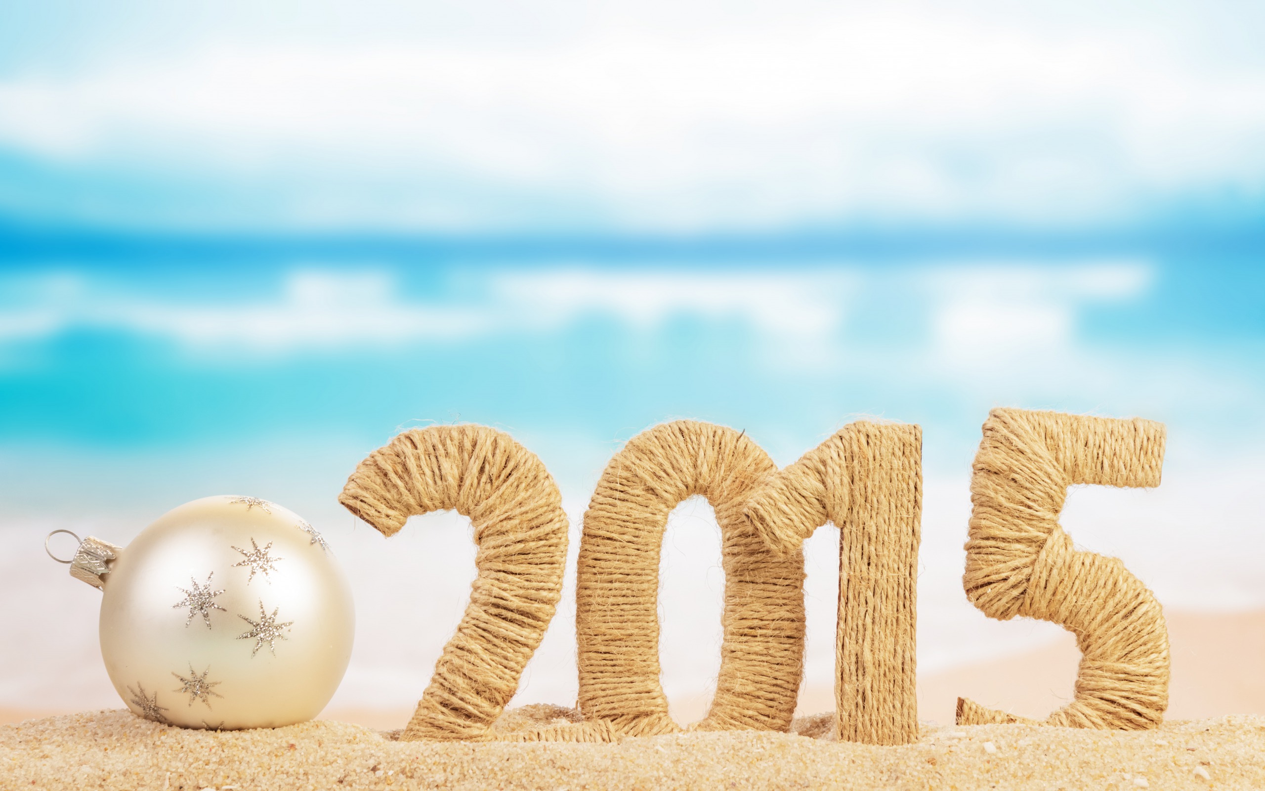 Популярные заставки и фоны Новый Год 2015 на компьютер